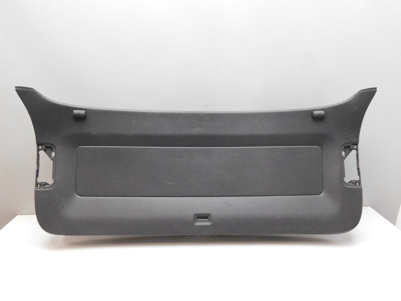 Обшивка двери багажника Volkswagen Tiguan 2007-2017