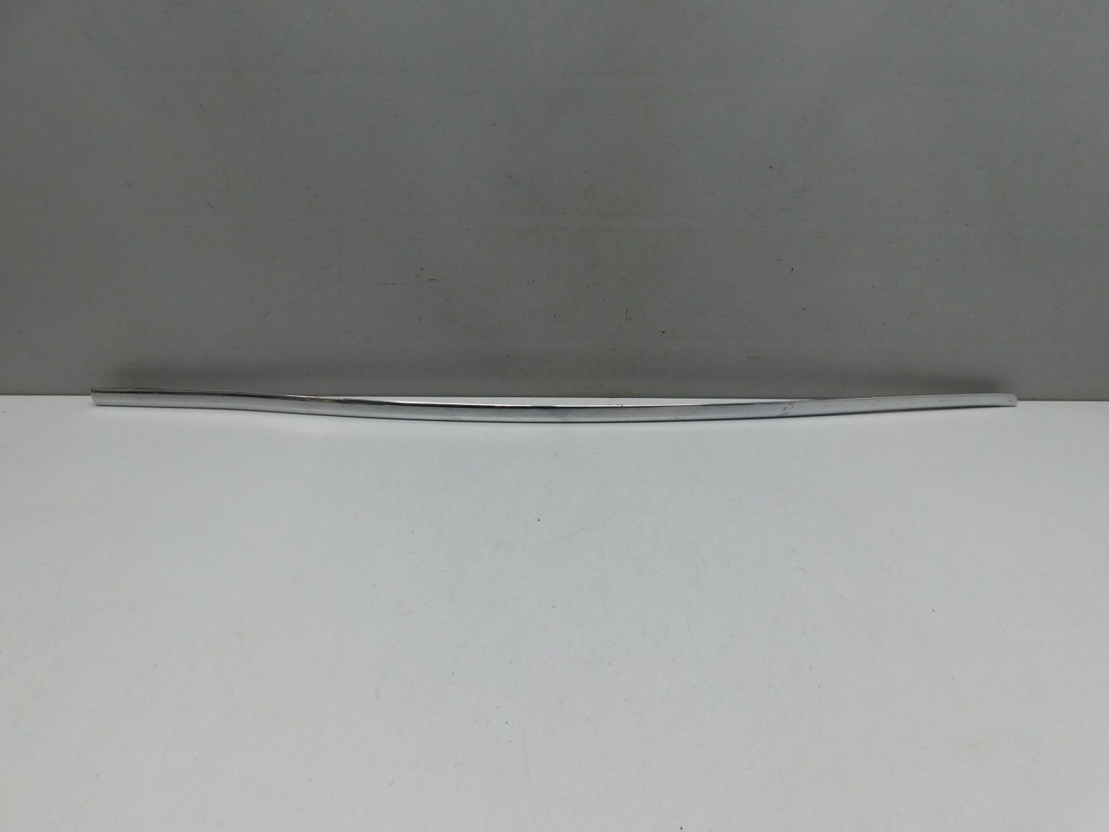 Молдинг двери передней правой Volkswagen Passat CC 2008-2017