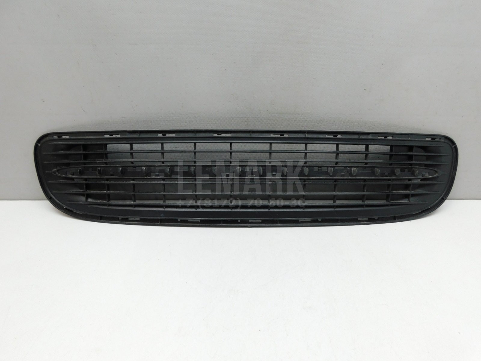 Решетка в бампер центральная Mini R56 2005> 16614910