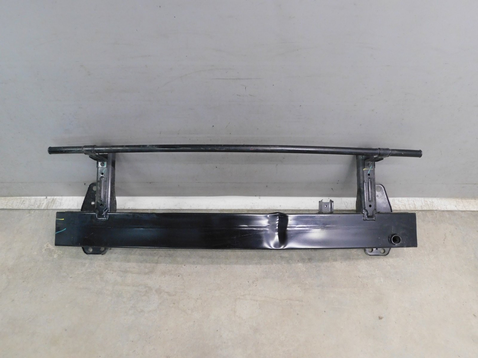 Усилитель переднего бампера Kia Rio 2017>