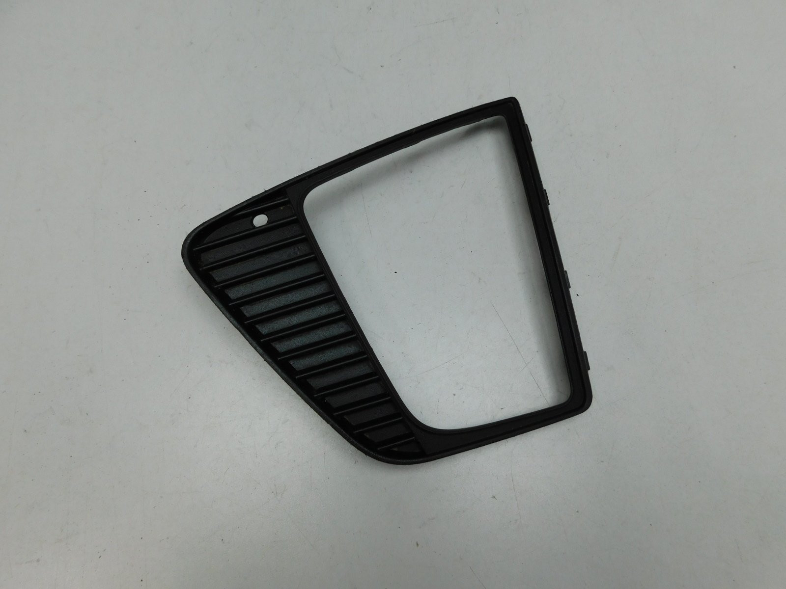 Решетка в бампер левая Hyundai Creta 2016>