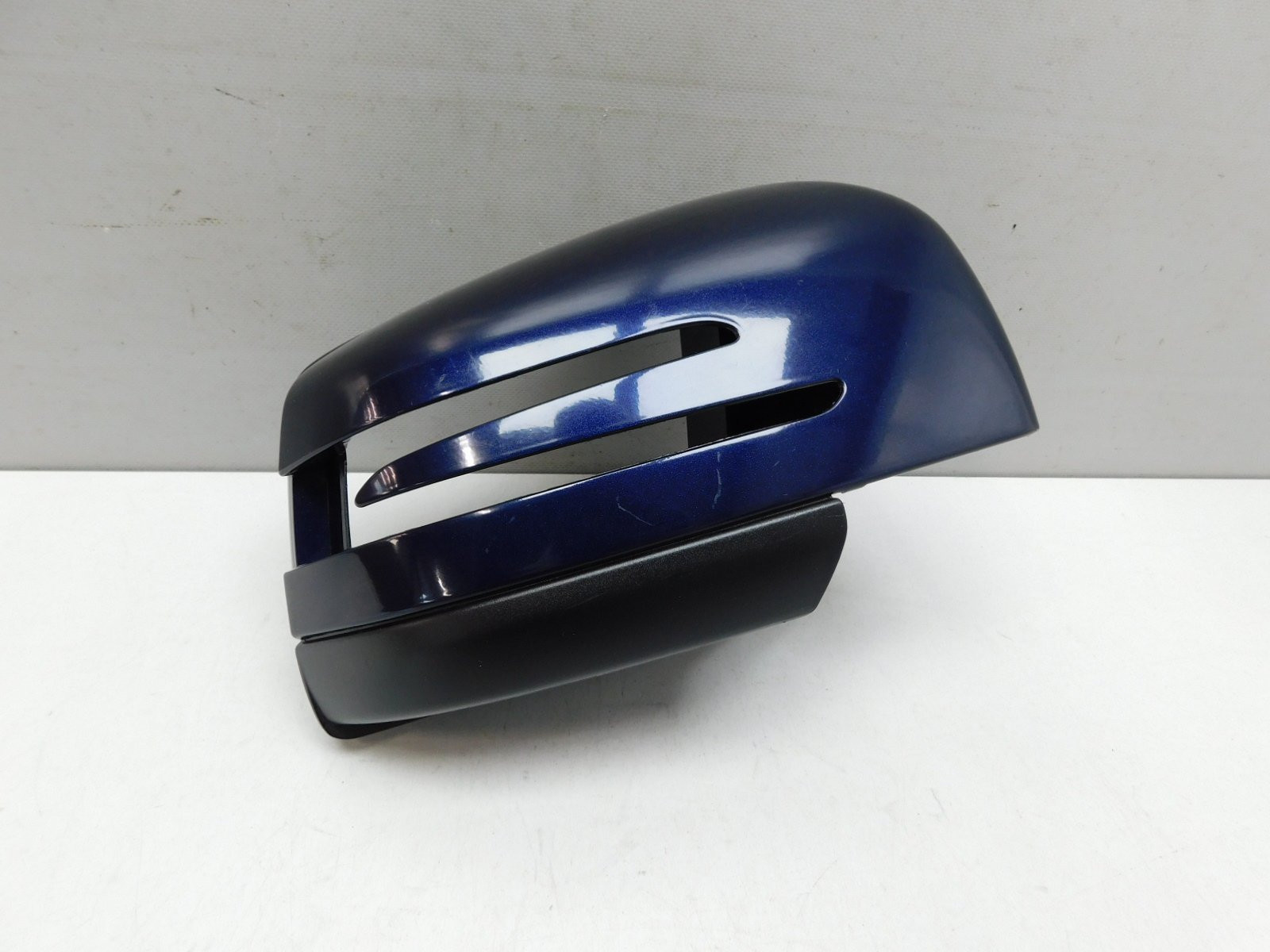 Накладка зеркала правого Mercedes-Benz M-Klasse (ML/GLE) W166 2011>