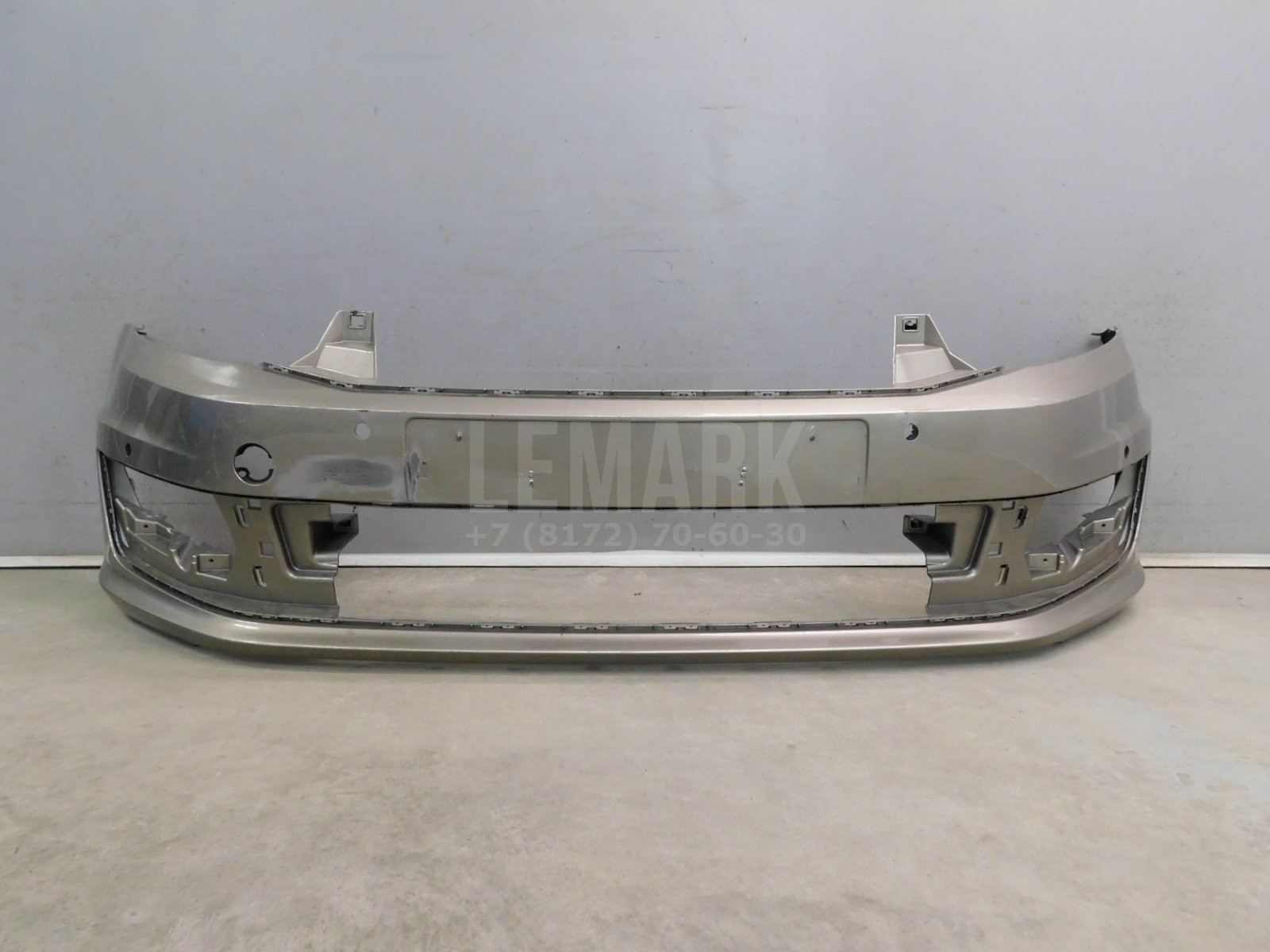 Бампер передний Volkswagen Polo Sedan 2011-2020 6RU807221A