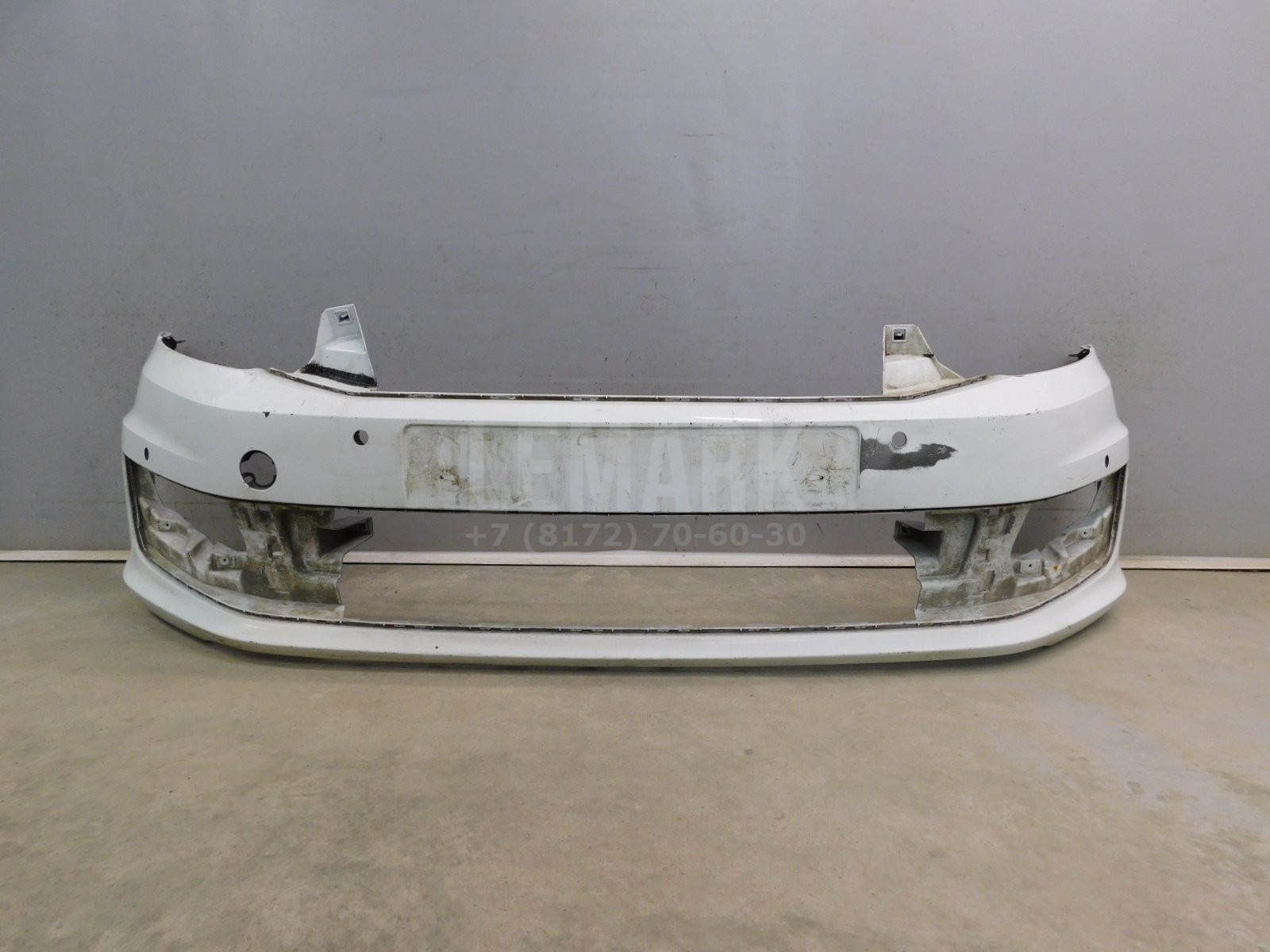 Бампер передний Volkswagen Polo Sedan 2011-2020 6RU807221A