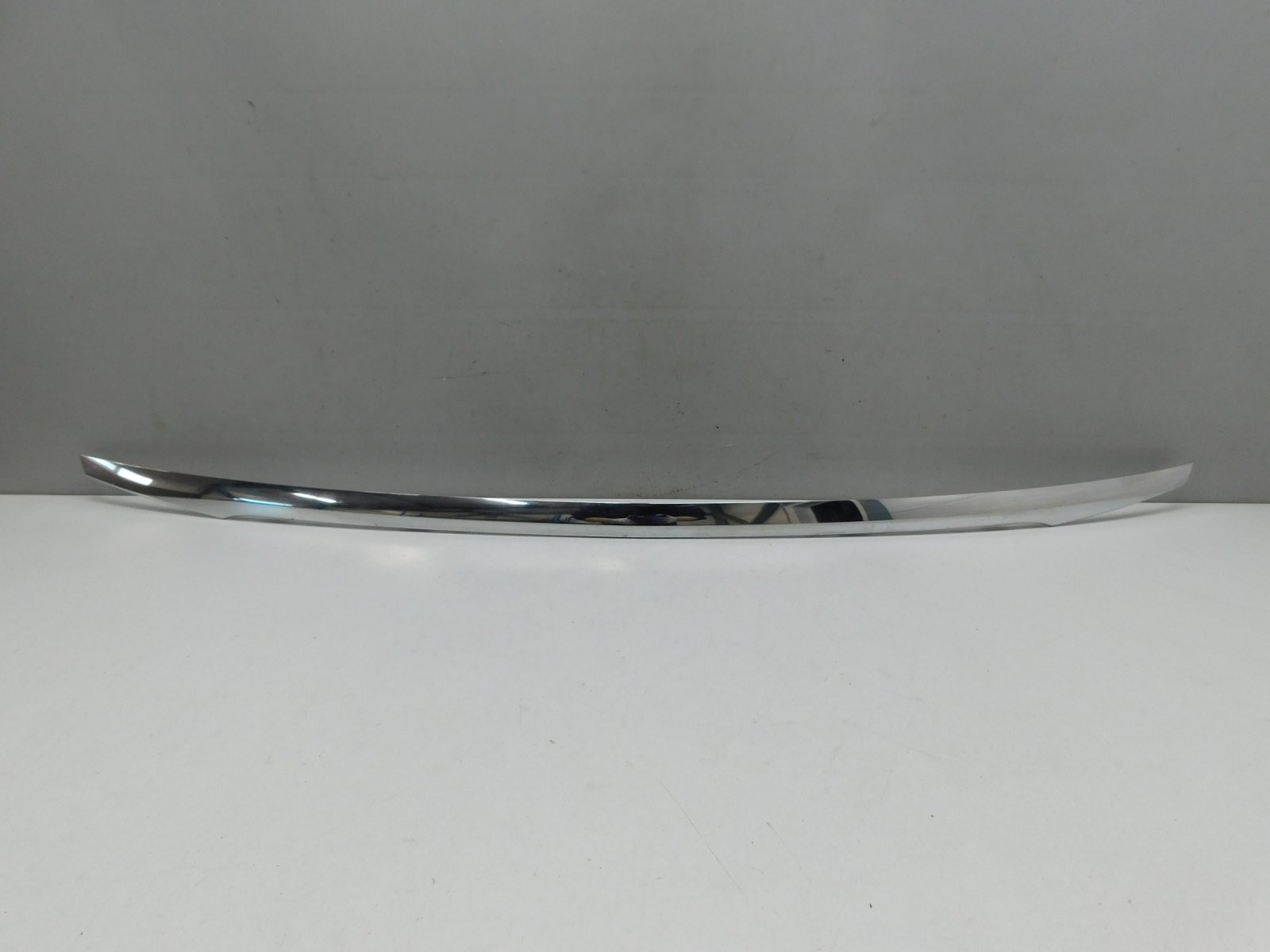 Молдинг крышки багажника Mercedes-Benz C-Klasse W205 2013>