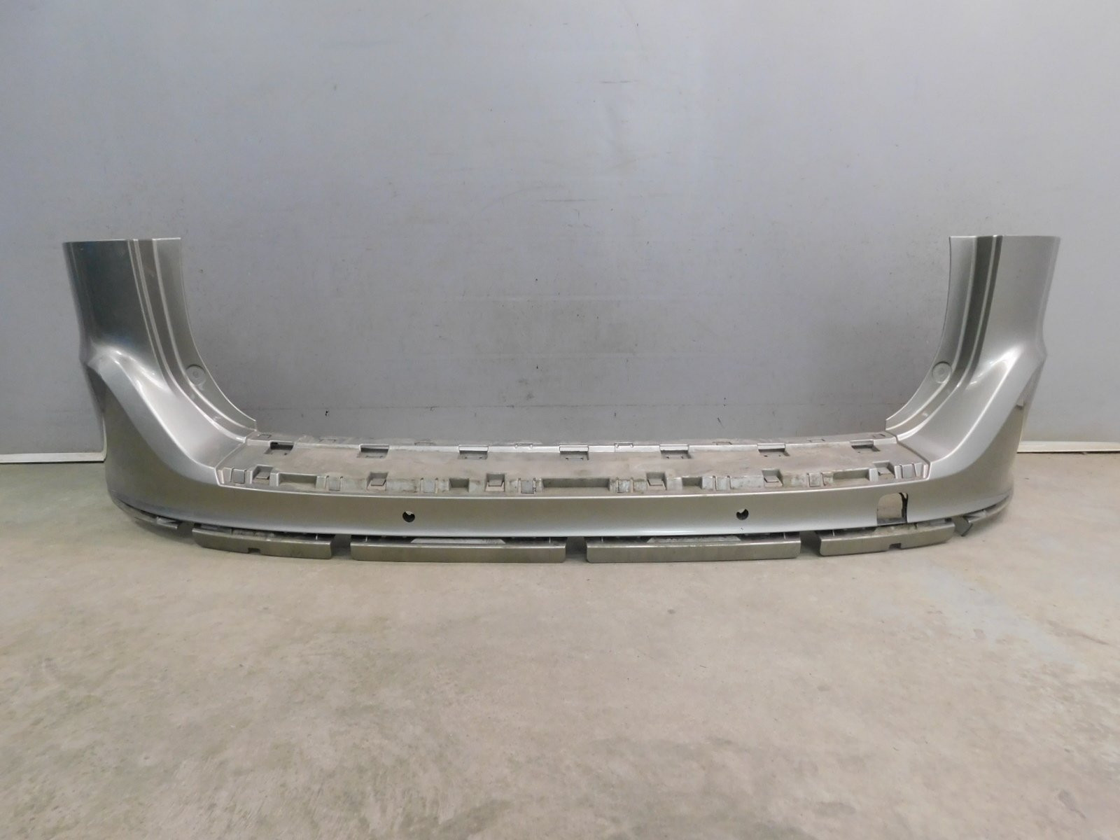 Бампер задний Volvo XC60 2008-2017