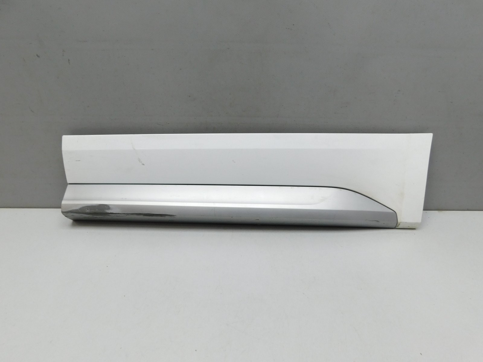 Накладка двери задней левой Audi Q5 2017>