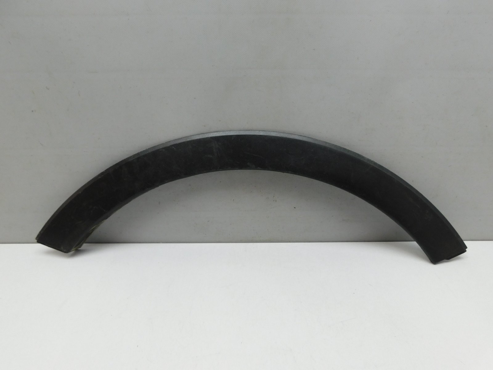 Накладка крыла переднего правого Kia Sportage 2010-2015