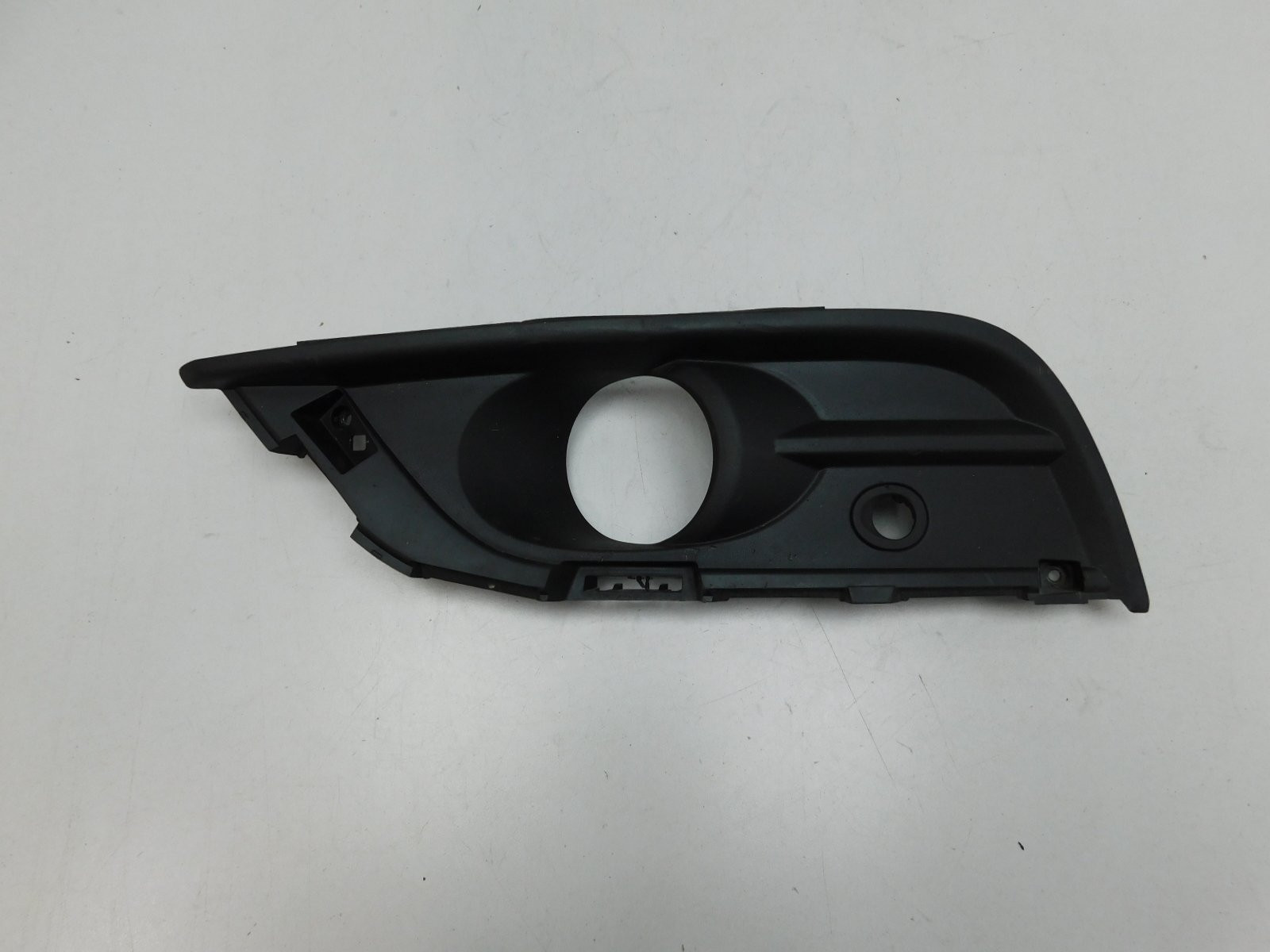 Решетка в бампер левая Renault Koleos 2017>