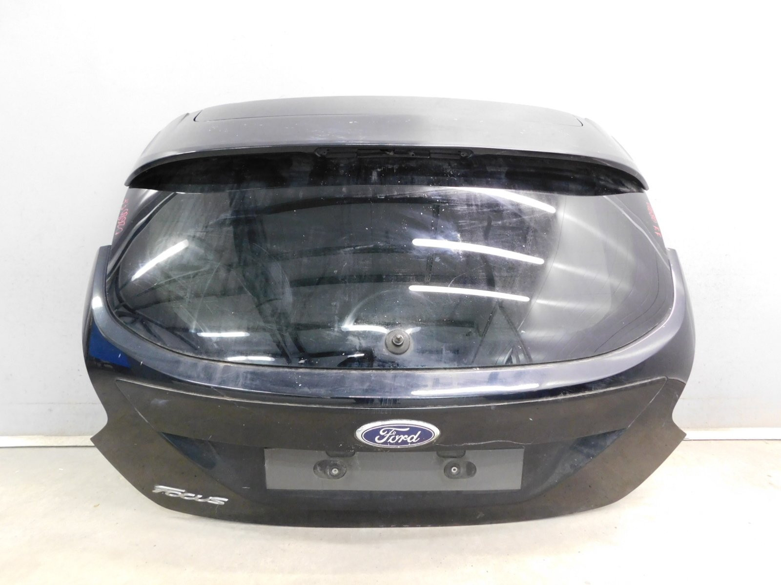 Дверь багажника Ford Focus III 2011>