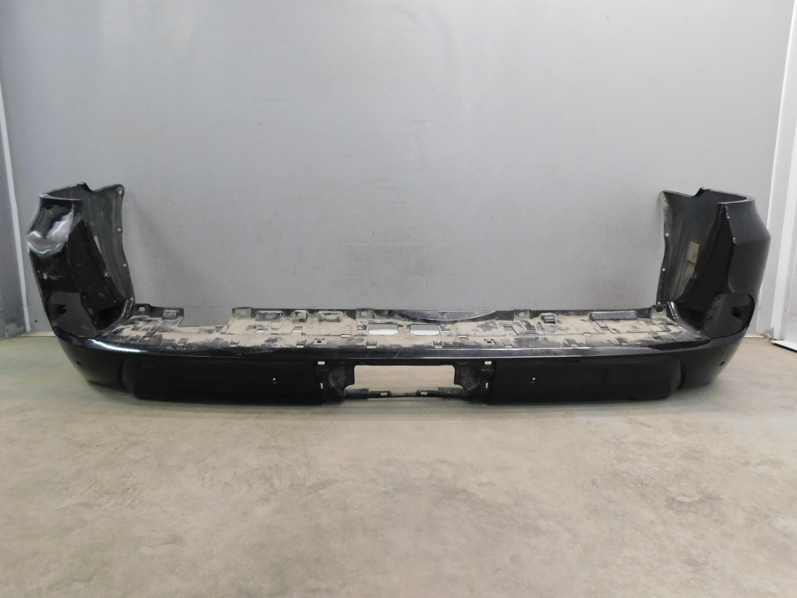 Бампер задний Lexus LX 570 (URJ200) 2007>