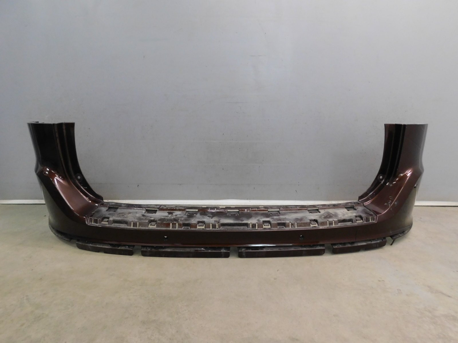 Бампер задний Volvo XC60 2008-2017