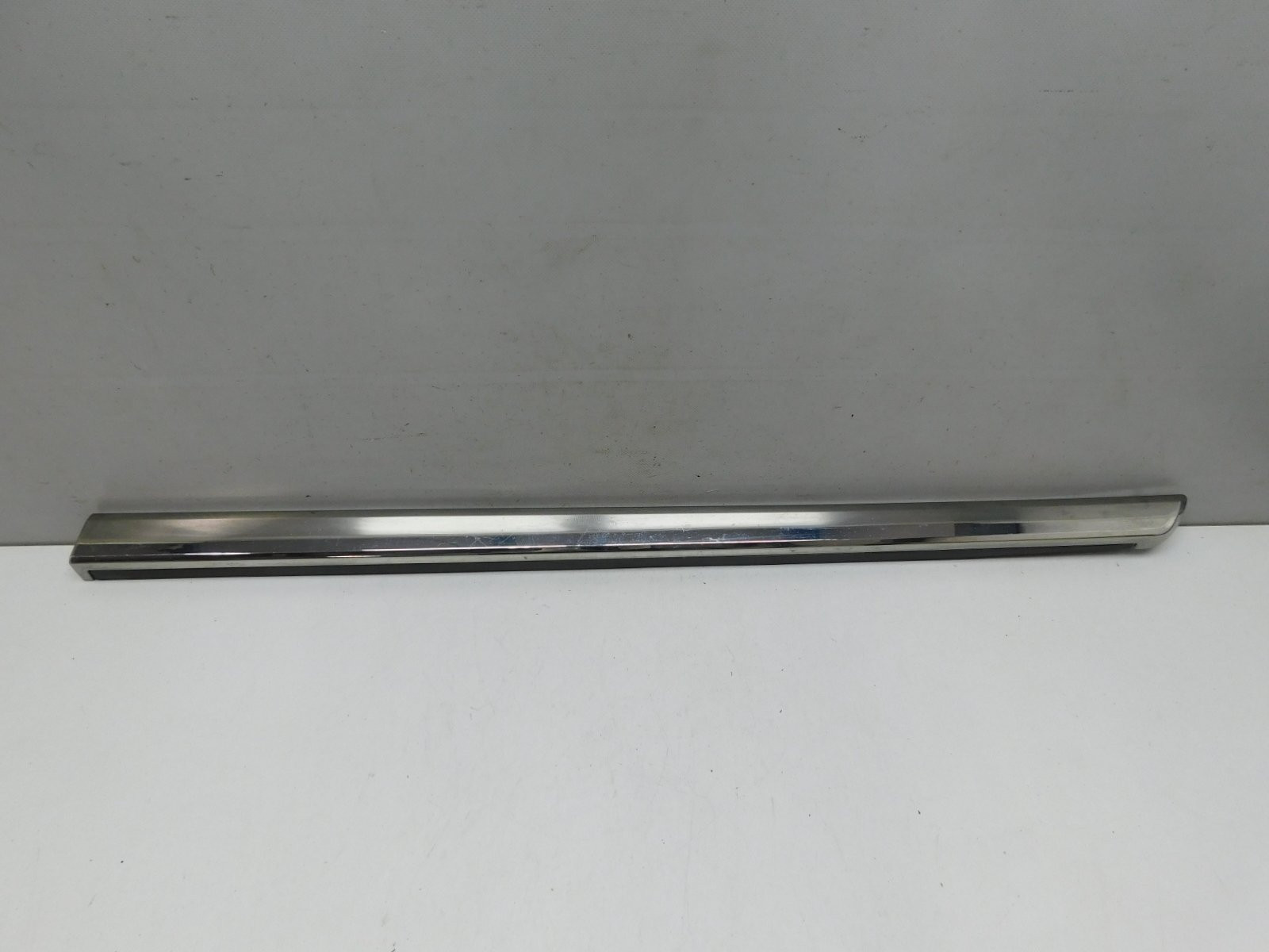 Молдинг двери передней правой Toyota Land Cruiser (200) 2008>