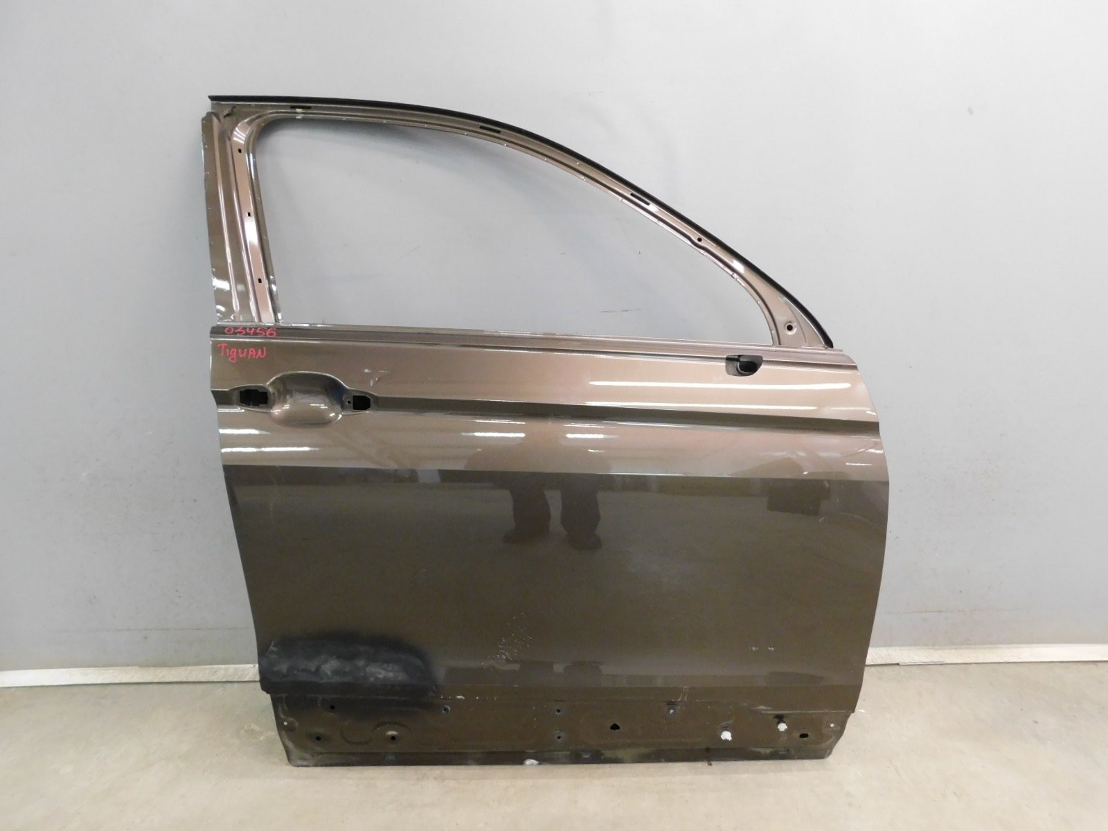 Дверь передняя правая Volkswagen Tiguan 2017>