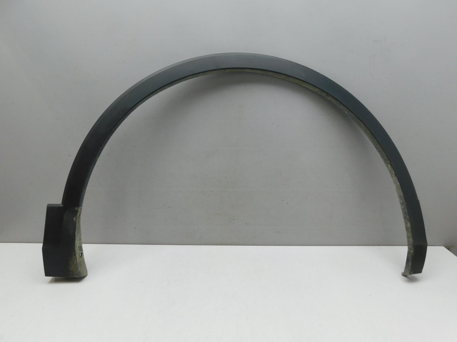 Накладка крыла переднего правого Volkswagen Tiguan 2017>