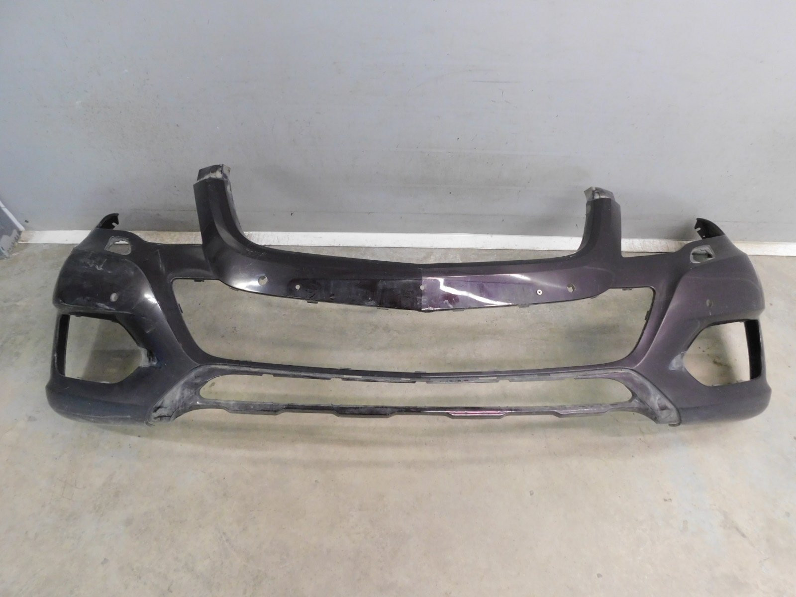 Бампер передний Mercedes-Benz GLK-Klasse X204 2008>