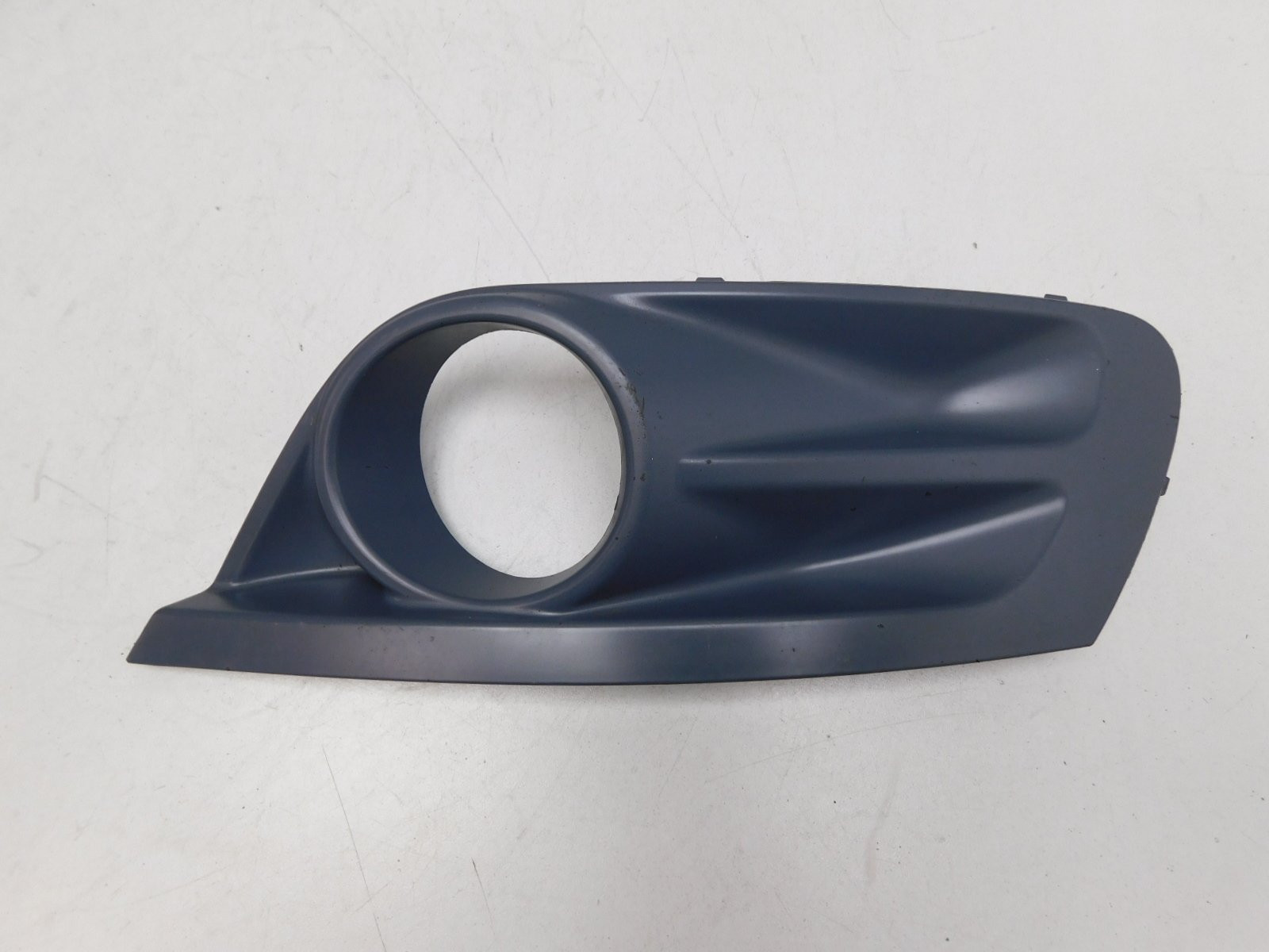 Решетка в бампер правая Renault Fluence 2010>