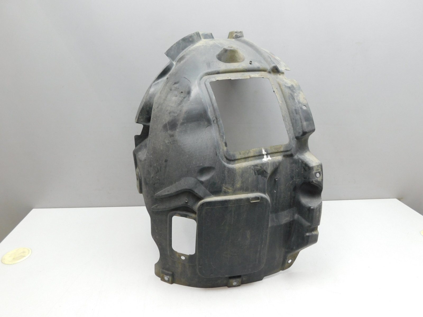 Локер передний левый BMW 1-серия F20/F21 2011>