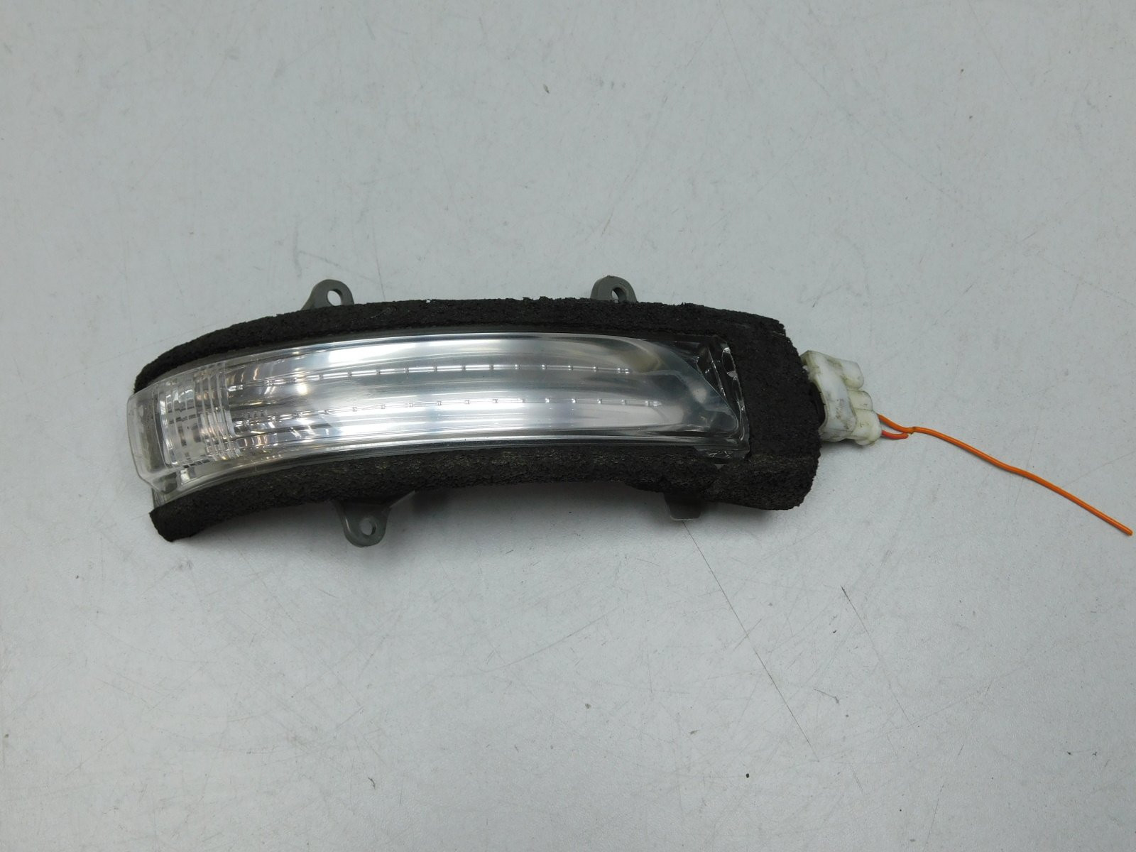 Повторитель указателя поворота Toyota Land Cruiser (200) 2008>