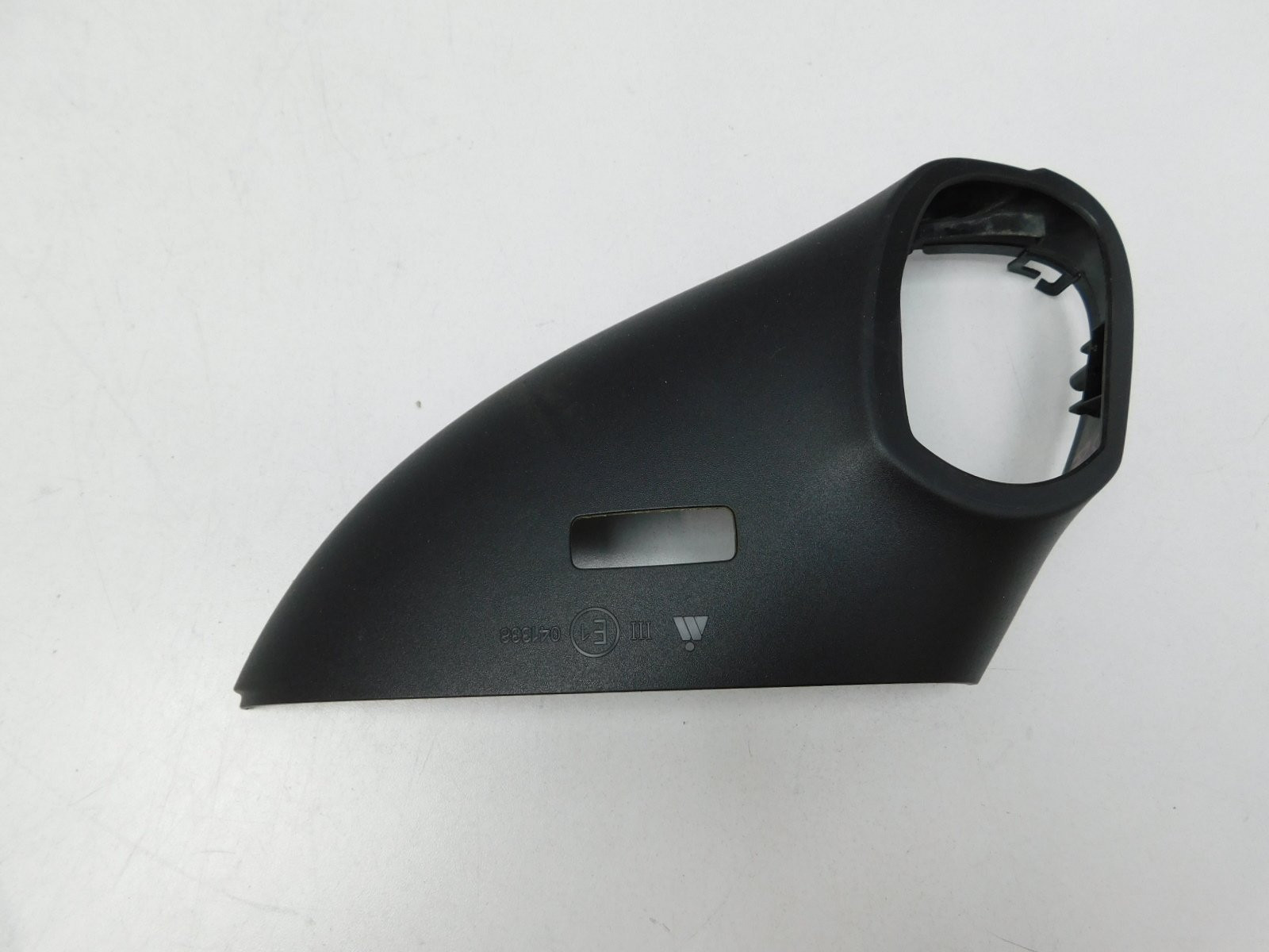 Накладка зеркала правого Porsche Cayenne 2010-2017