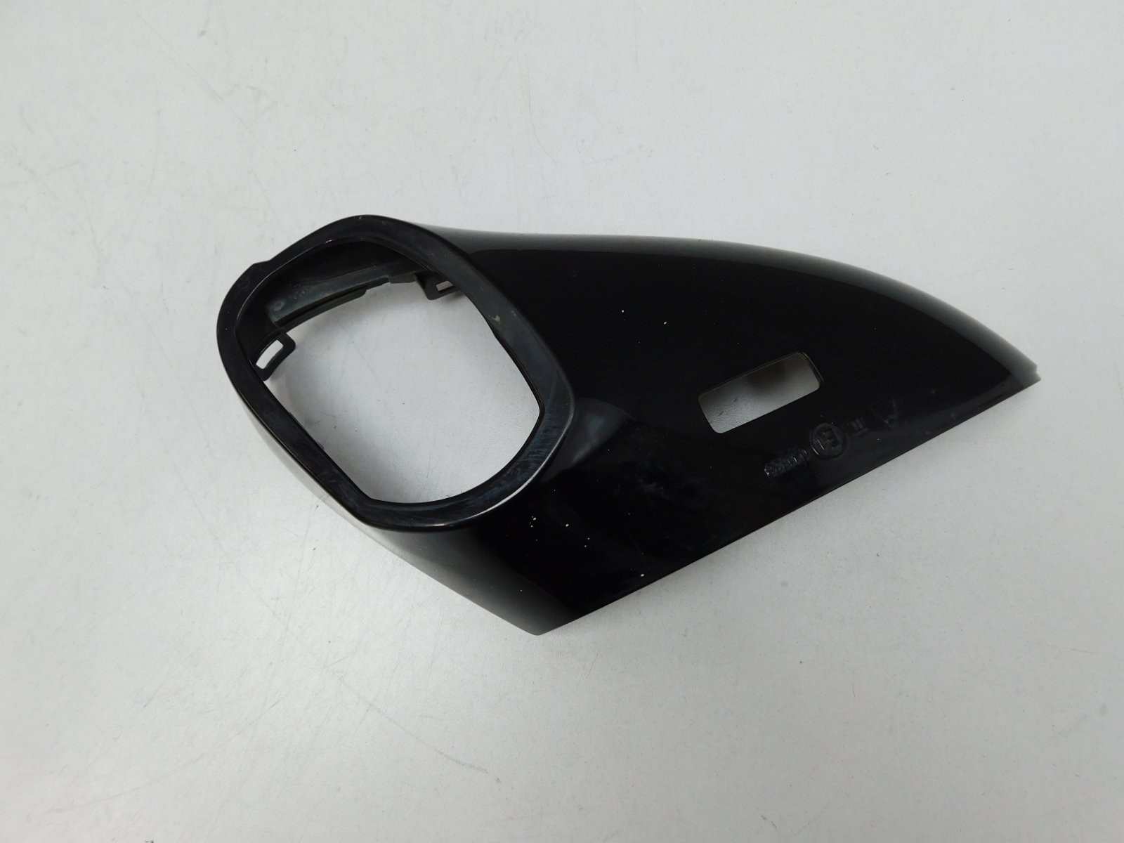 Накладка зеркала левого Porsche Cayenne 2010-2017