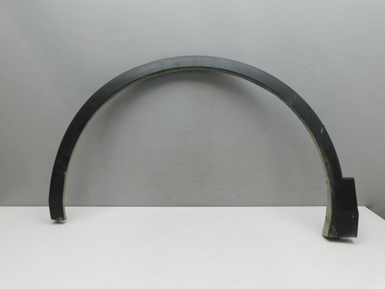 Накладка крыла переднего левого Volkswagen Tiguan 2017>