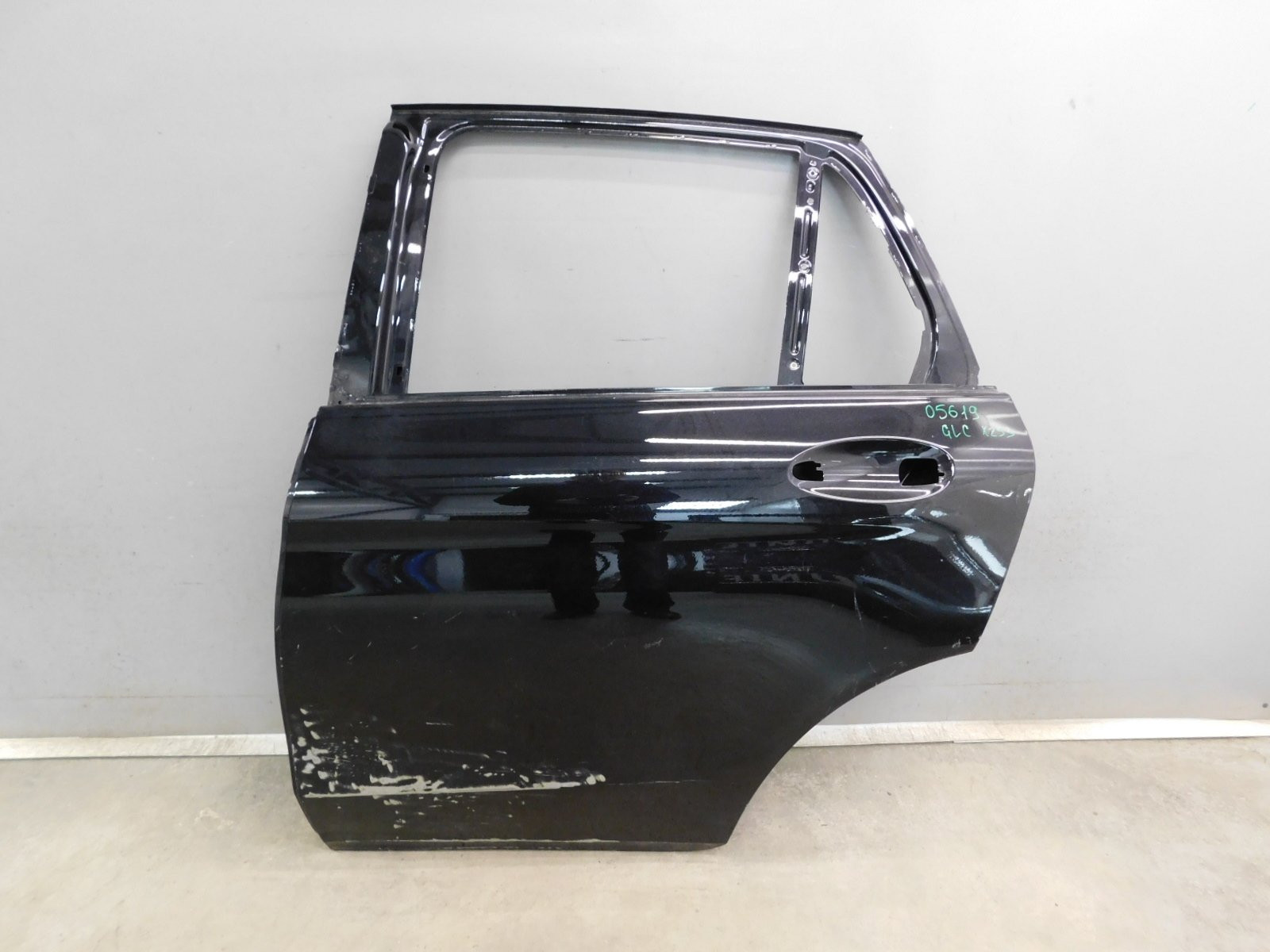 Дверь задняя левая Mercedes-Benz GLC-Class X253 2015>