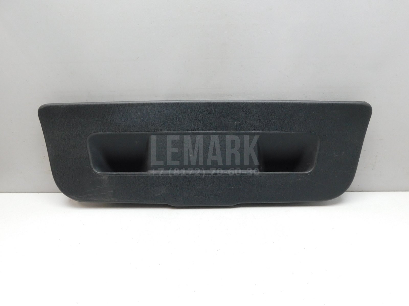 Обшивка крышки багажника Volkswagen Polo Sedan 2011-2020 6RU867605