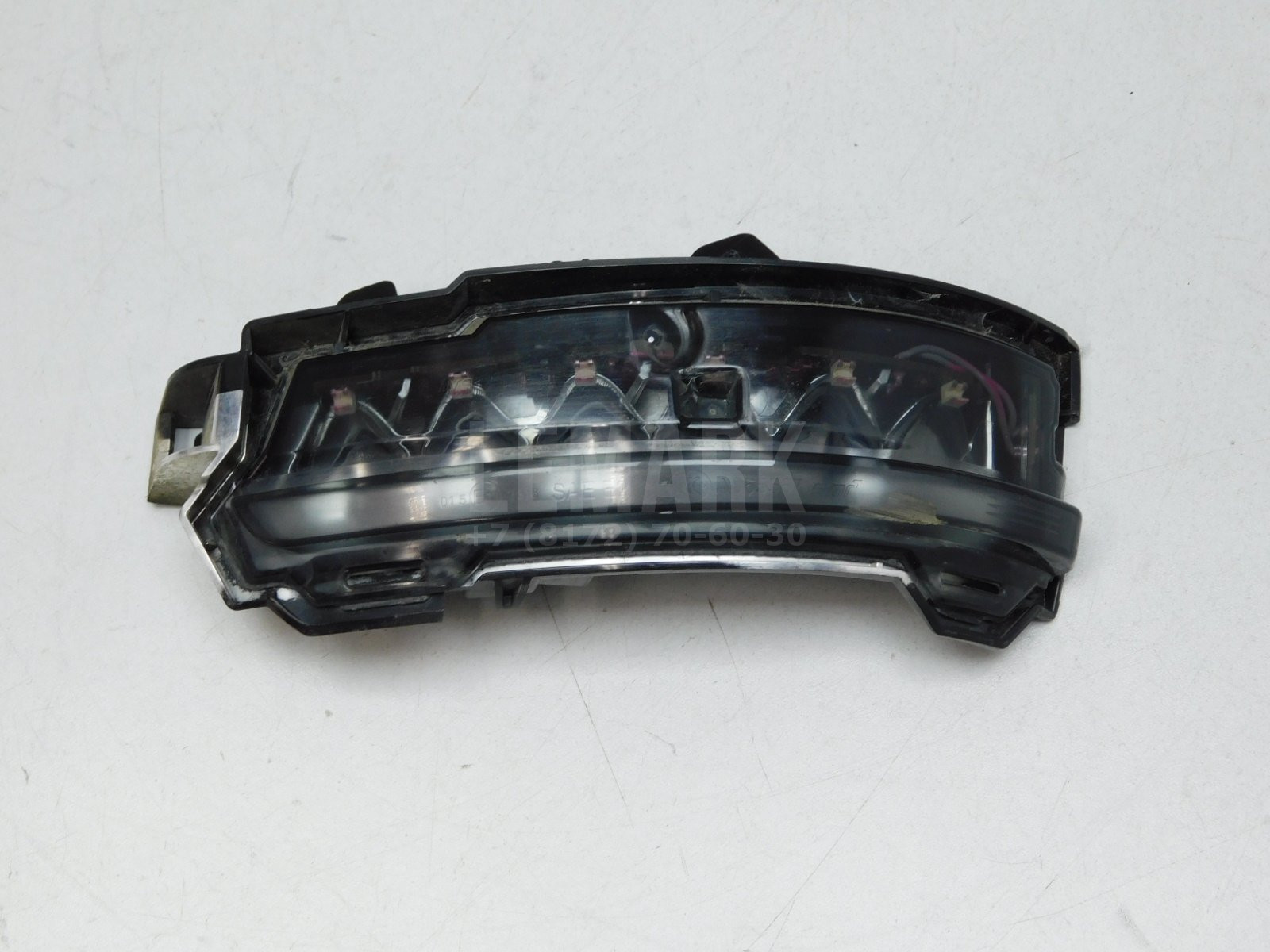Повторитель указателя поворота Land Rover Range Rover Evoque 2011-2019 LR048352