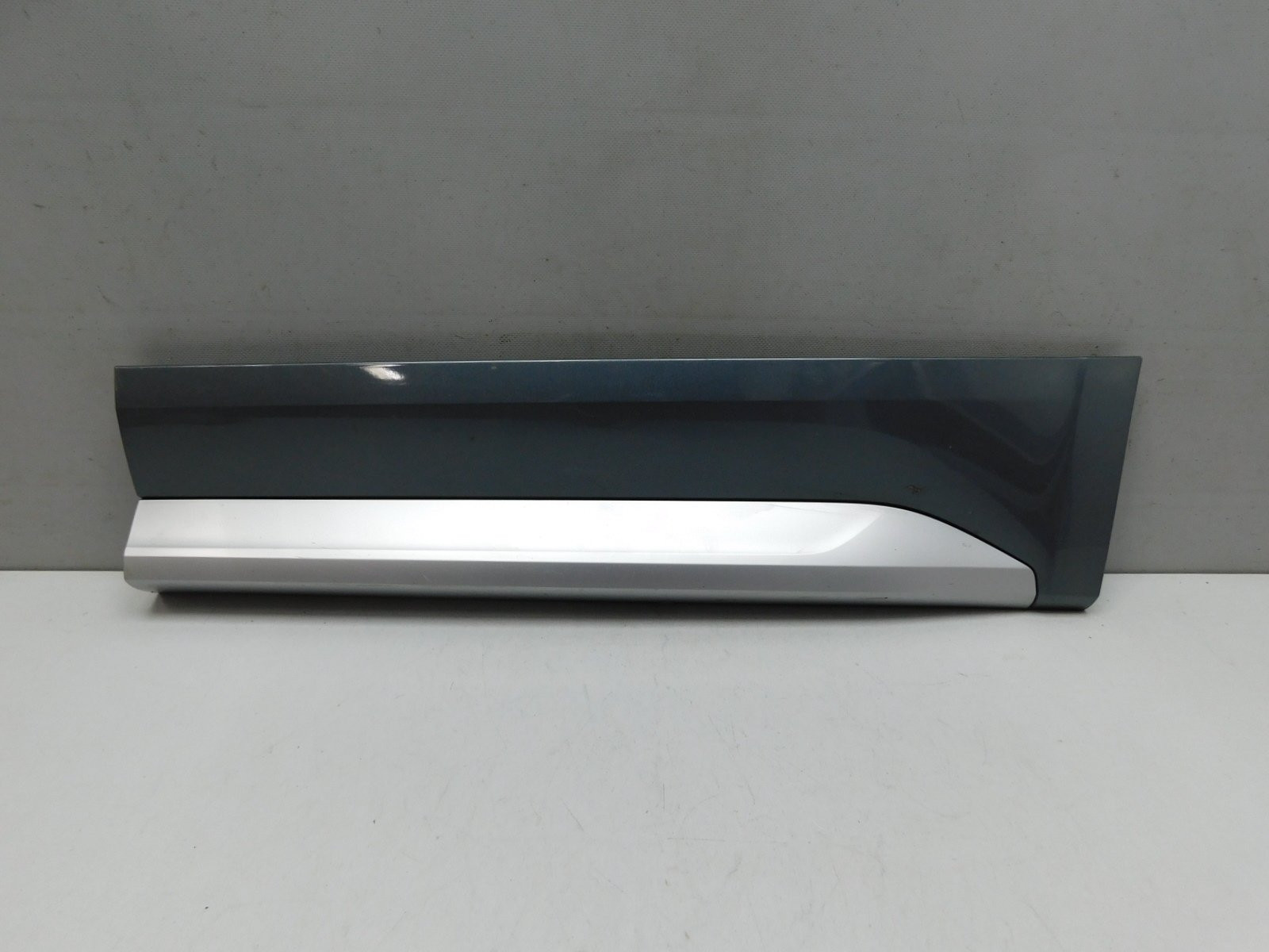 Накладка двери задней левой Audi Q5 2017>