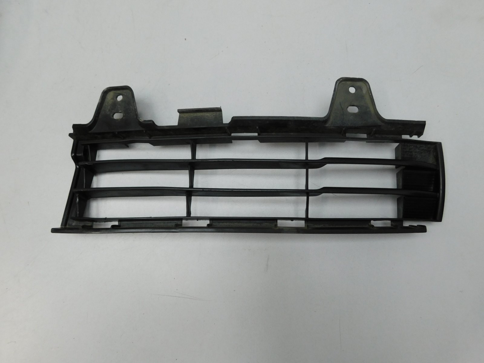 Решетка в бампер левая Toyota Land Cruiser (200) 2008>