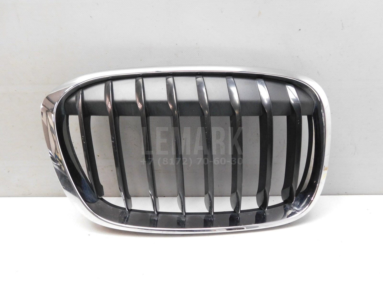 Решетка радиатора BMW X1 F48 2015> 7383364