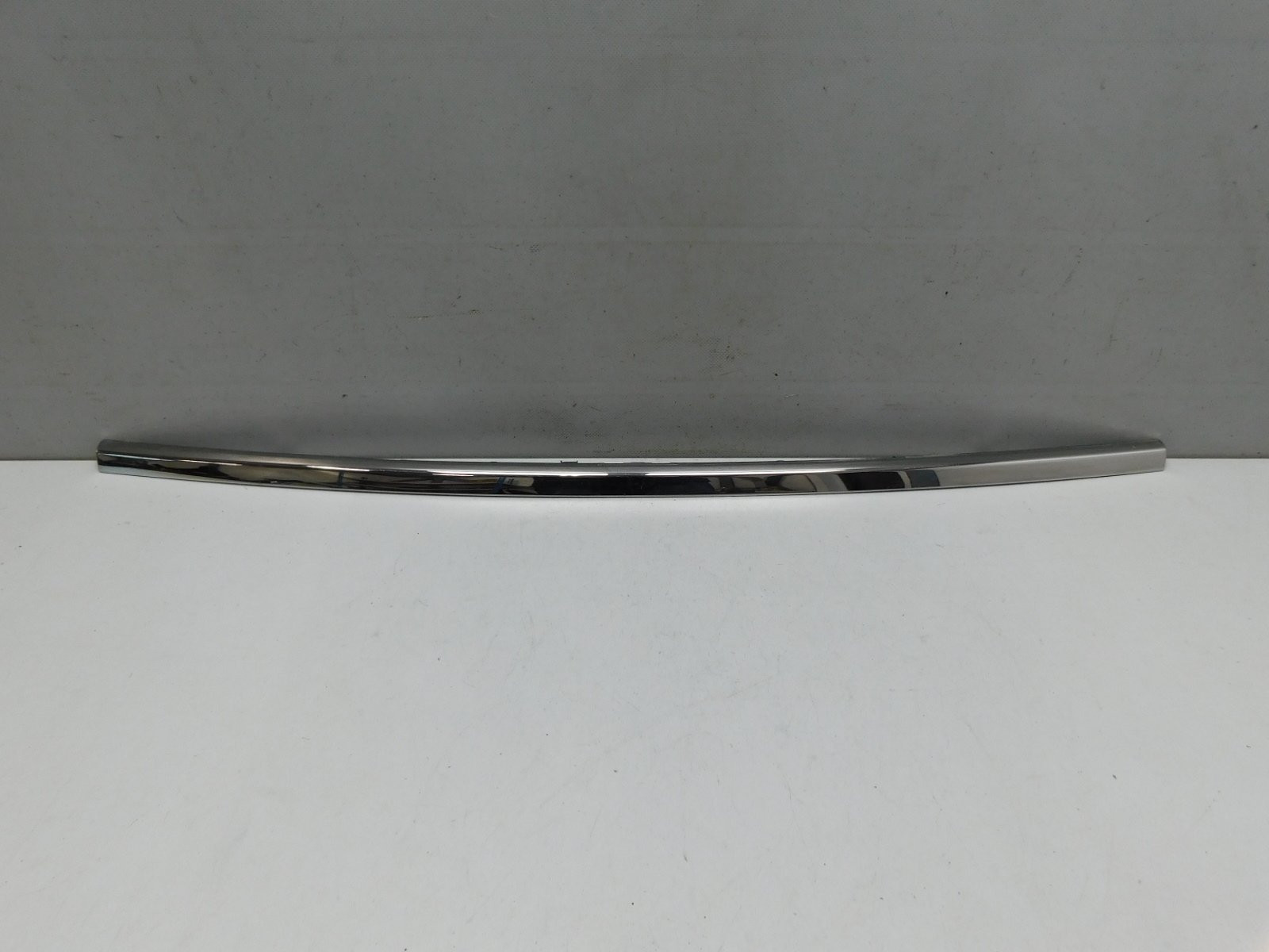 Молдинг заднего бампера Nissan Murano (Z52) 2016>