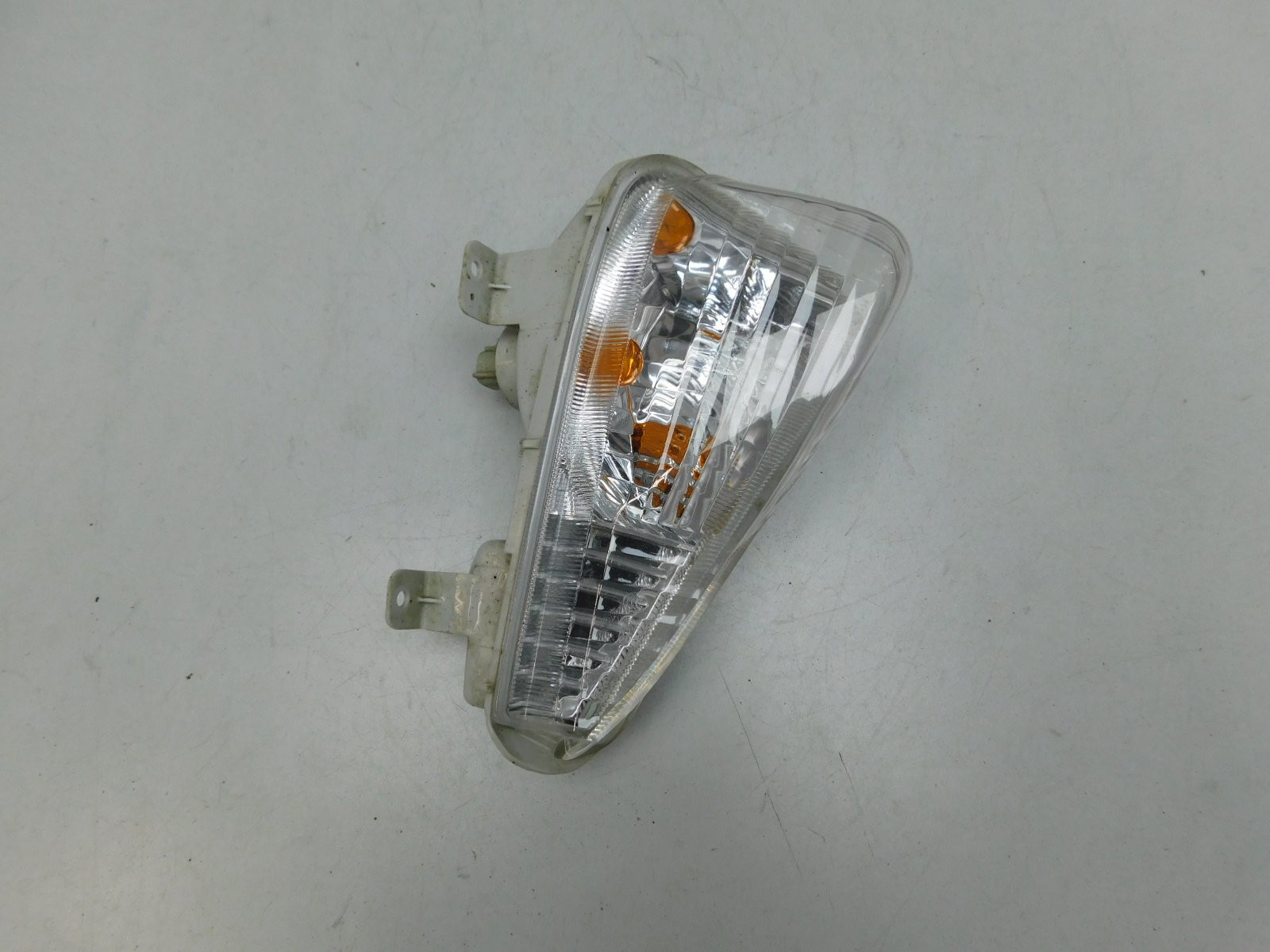 Указатель поворота в бампер прав Toyota Camry V50 2011-2018