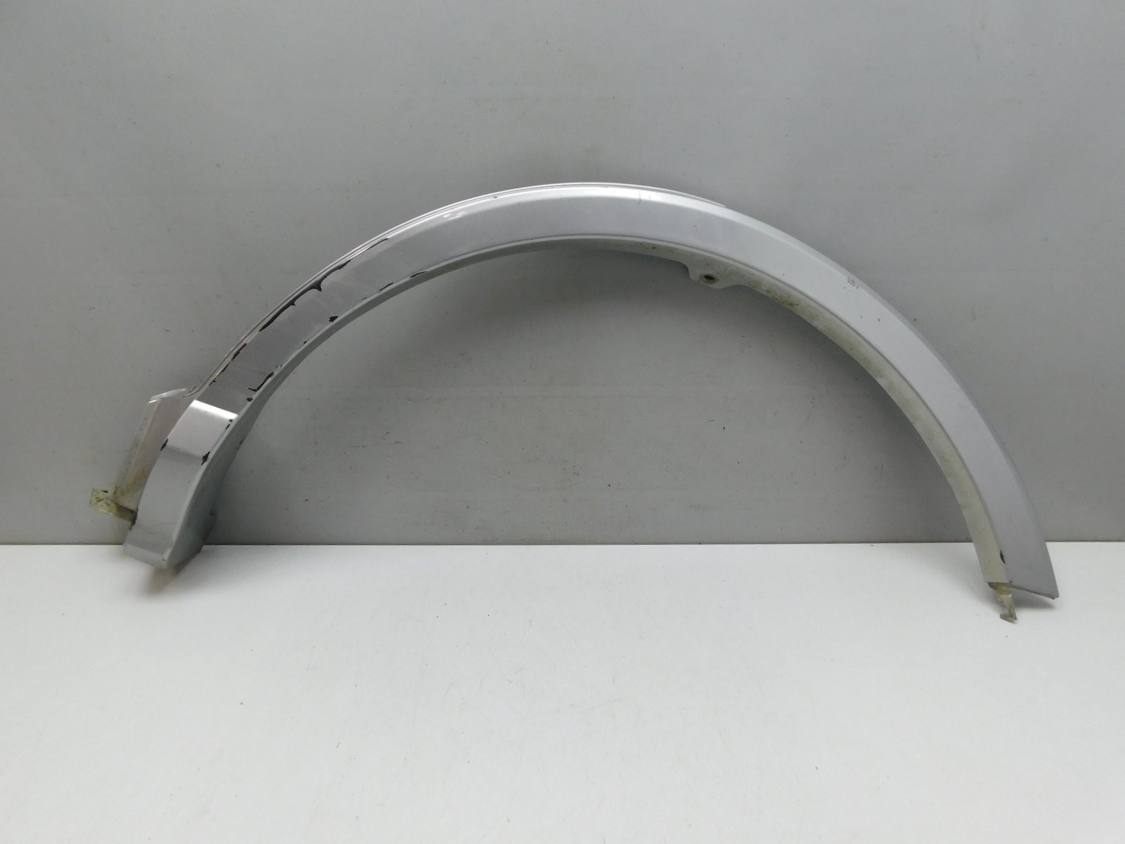 Накладка крыла переднего правого Toyota RAV 4 2013-2019