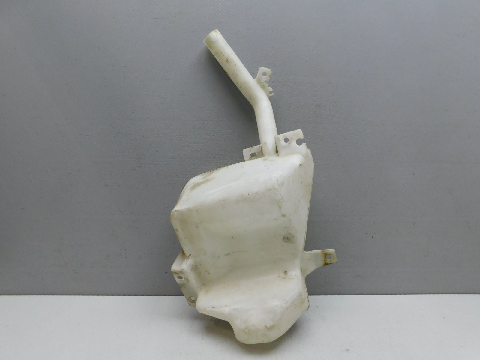 Бачок омывателя фар Mitsubishi L200 2006-2016