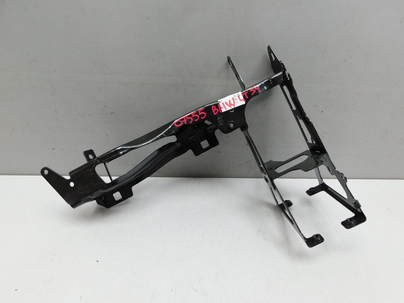 Кронштейн фары BMW 3-серия F34 GT 2012>