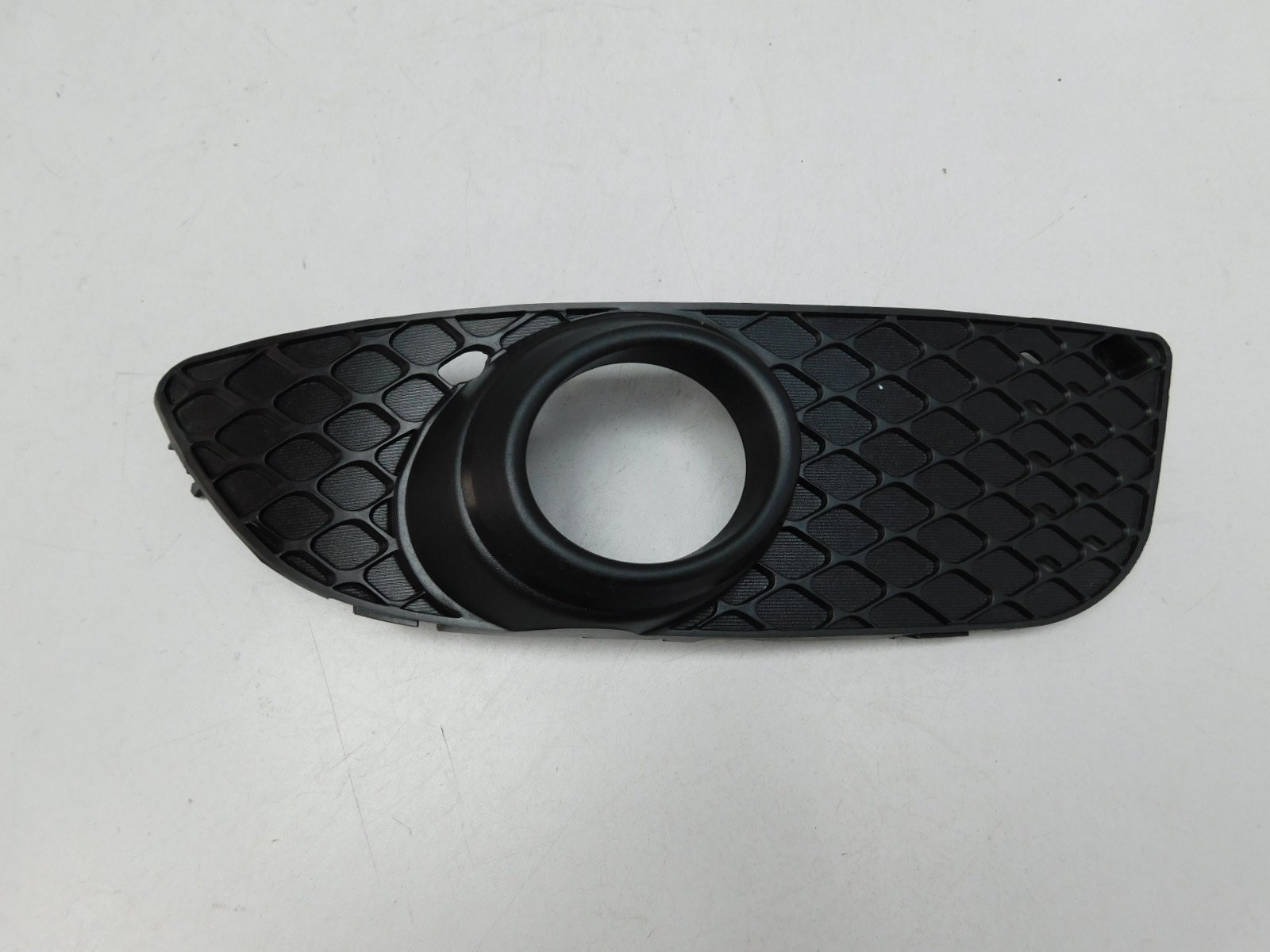 Решетка в бампер правая Mitsubishi Lancer 2007>