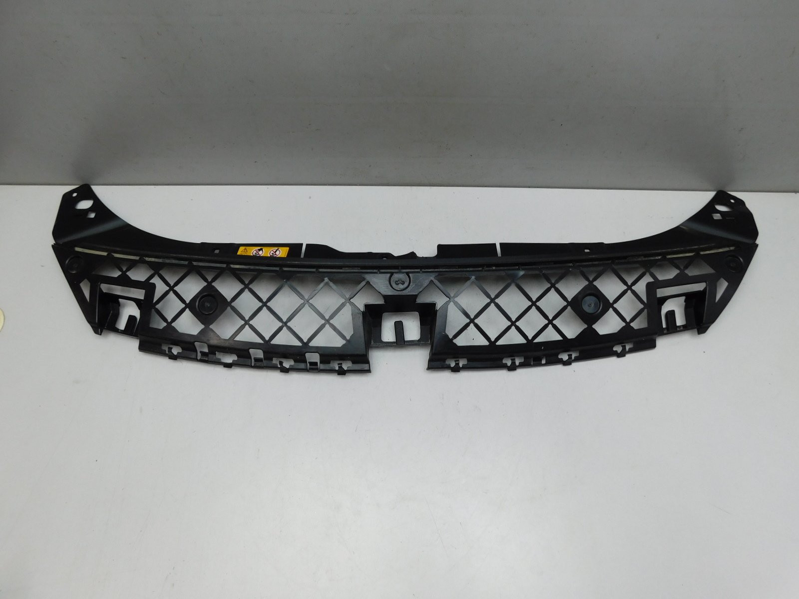 Кронштейн переднего бампера Mercedes-Benz A-klasse  W177 2018>