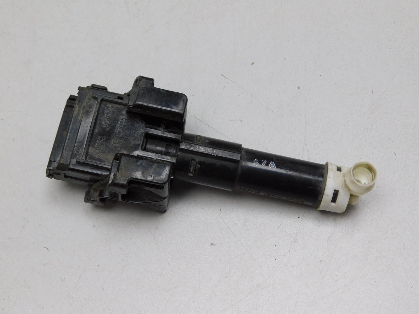 Омыватель фары Toyota RAV 4 2013-2019