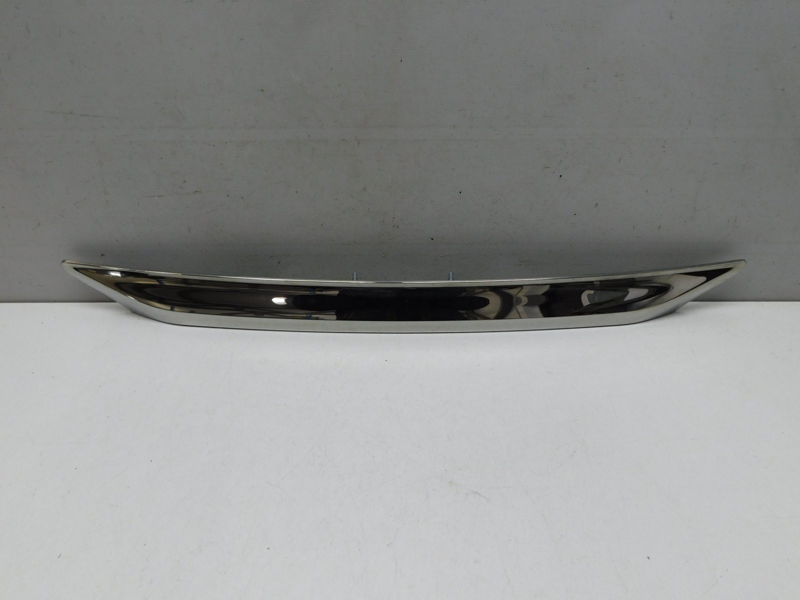 Накладка двери багажника Lexus RX III 2009>