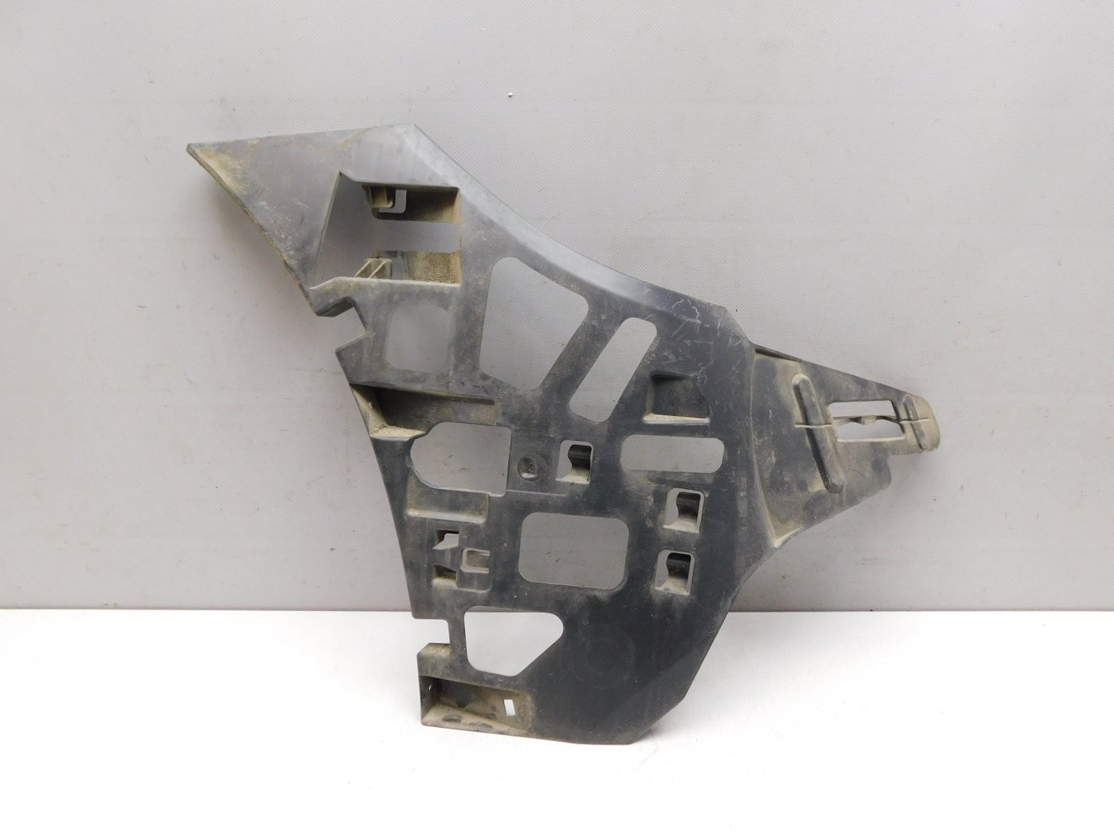 Кронштейн переднего бампера Mercedes-Benz S-Klasse W222 2013>