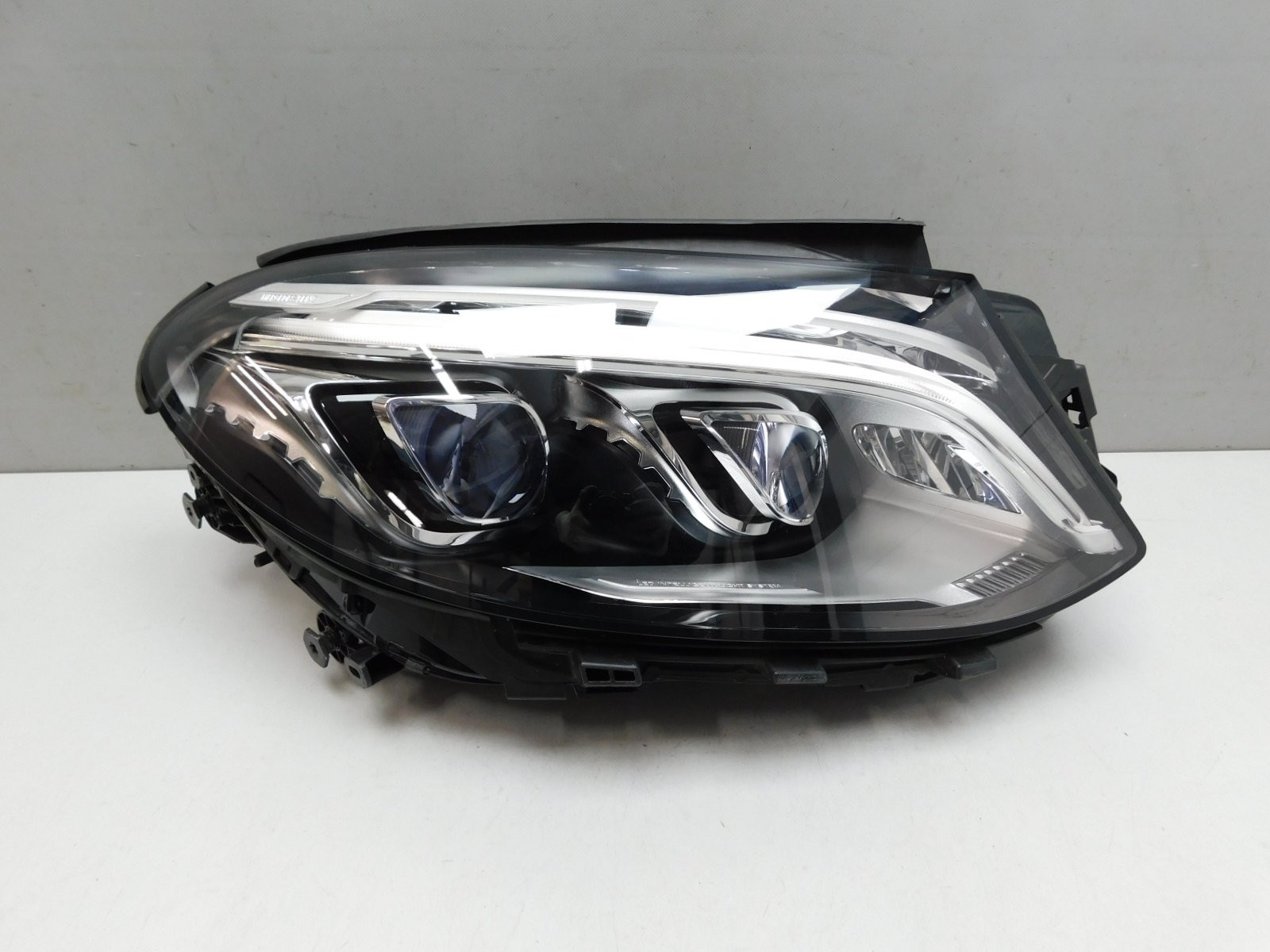 Фара правая Mercedes-Benz M-Klasse (ML/GLE) W166 2011>