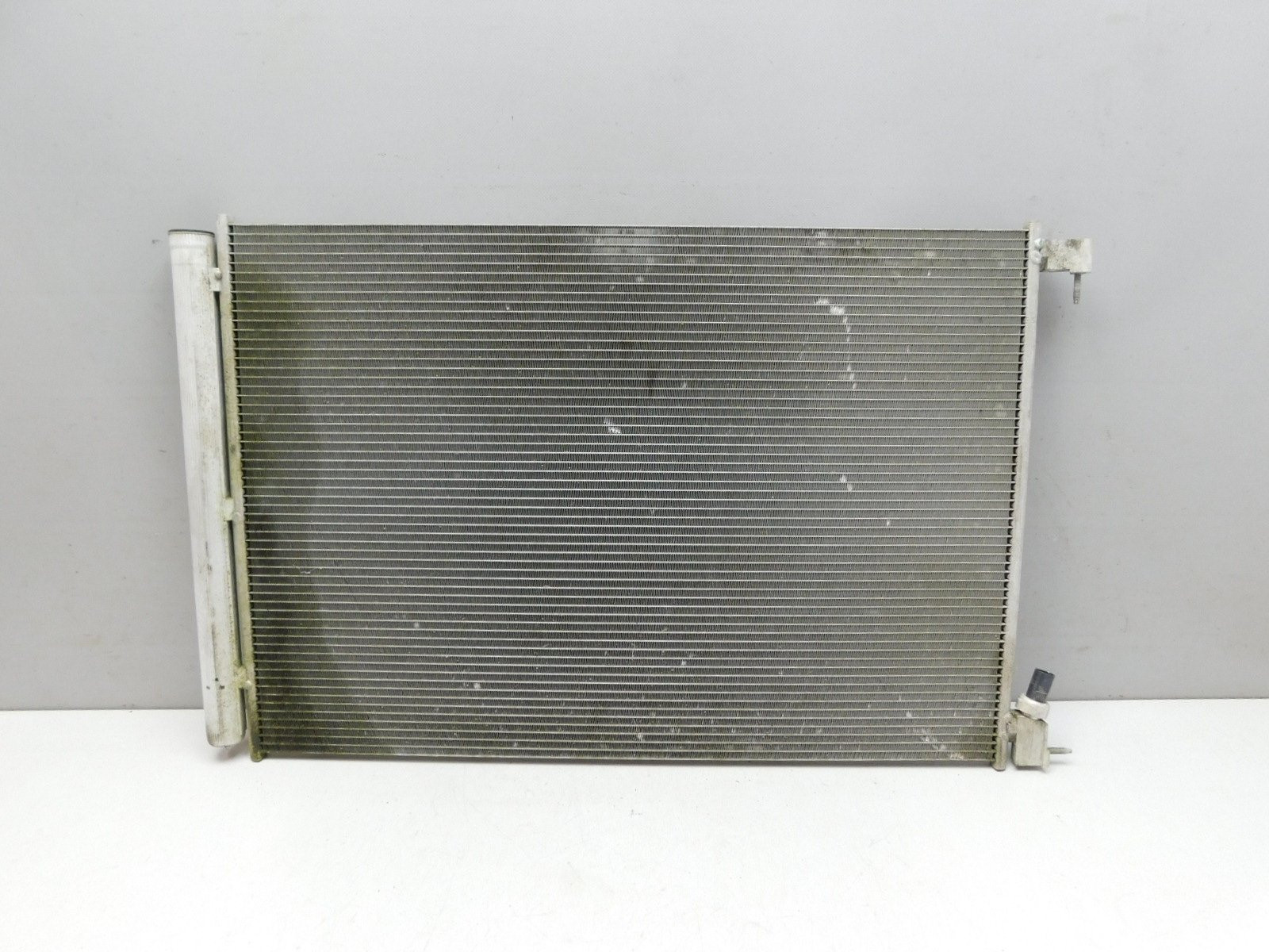 Радиатор кондиционера Mercedes-Benz E-Klasse W213 2016>