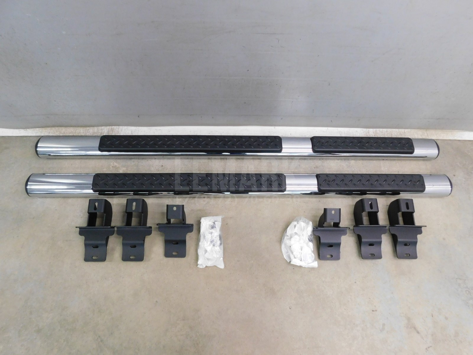 Подножка Jeep Wrangler JK 2007> 82210564AC