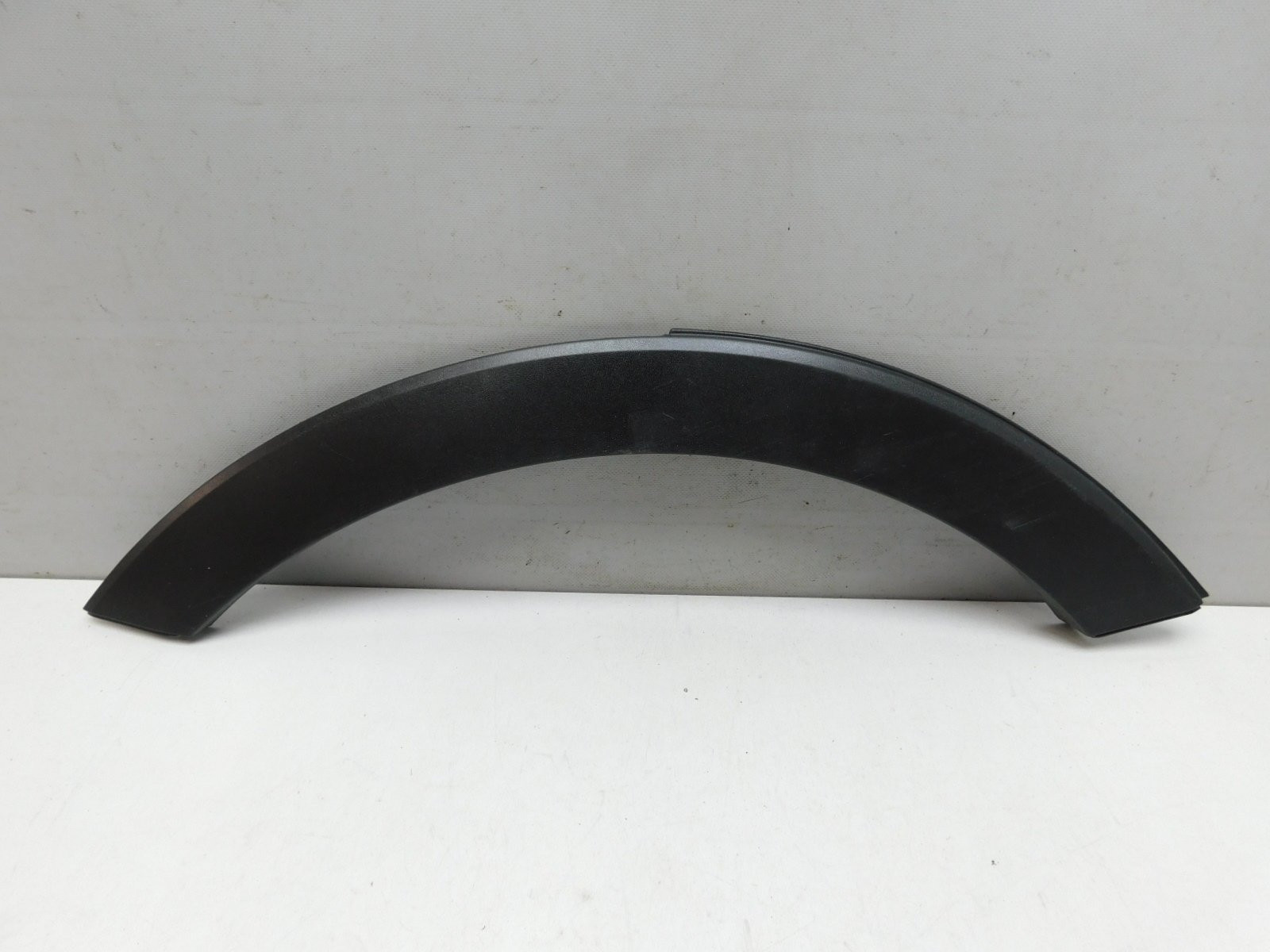 Накладка крыла заднего  правого Kia Sportage 2010-2015