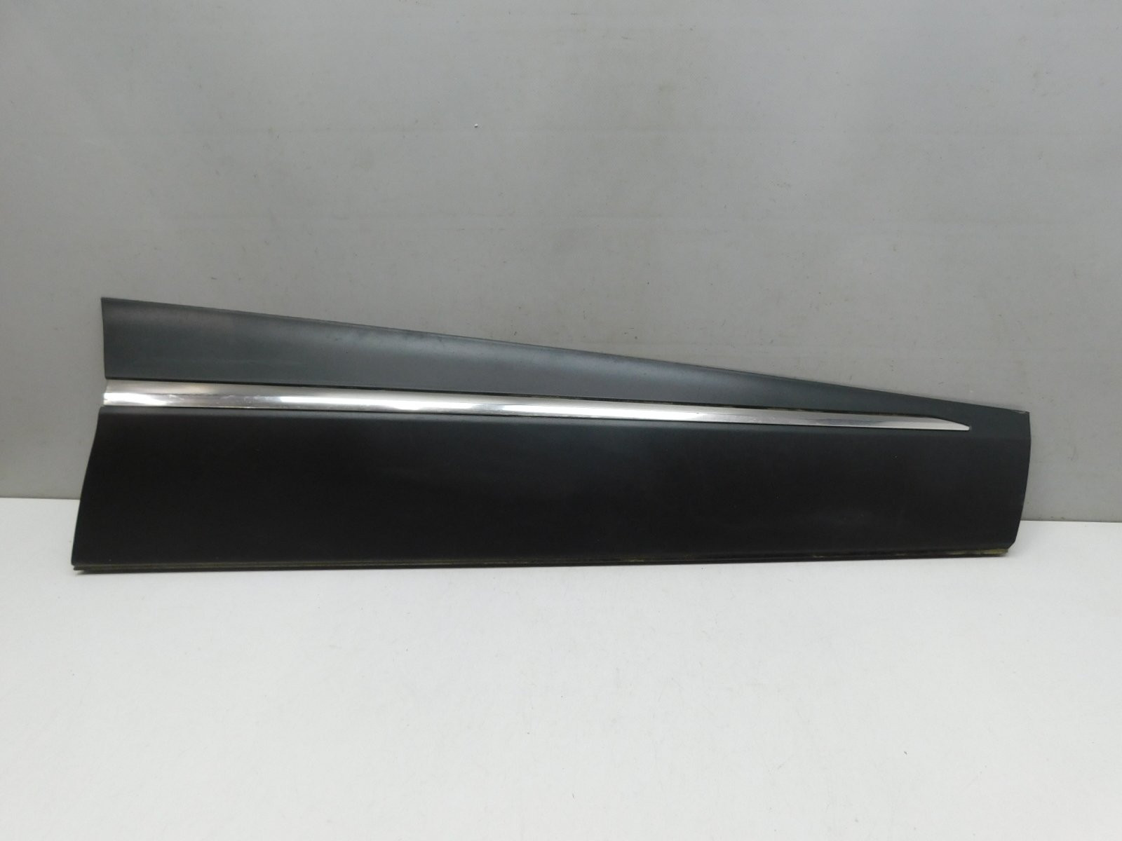 Накладка двери передней правой Renault Kaptur 2016>