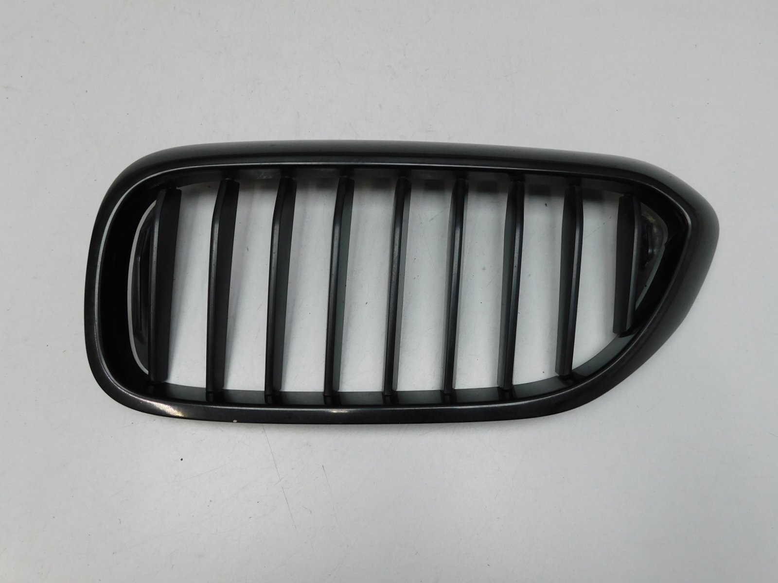 Решетка радиатора BMW 5-серия G30 2016>