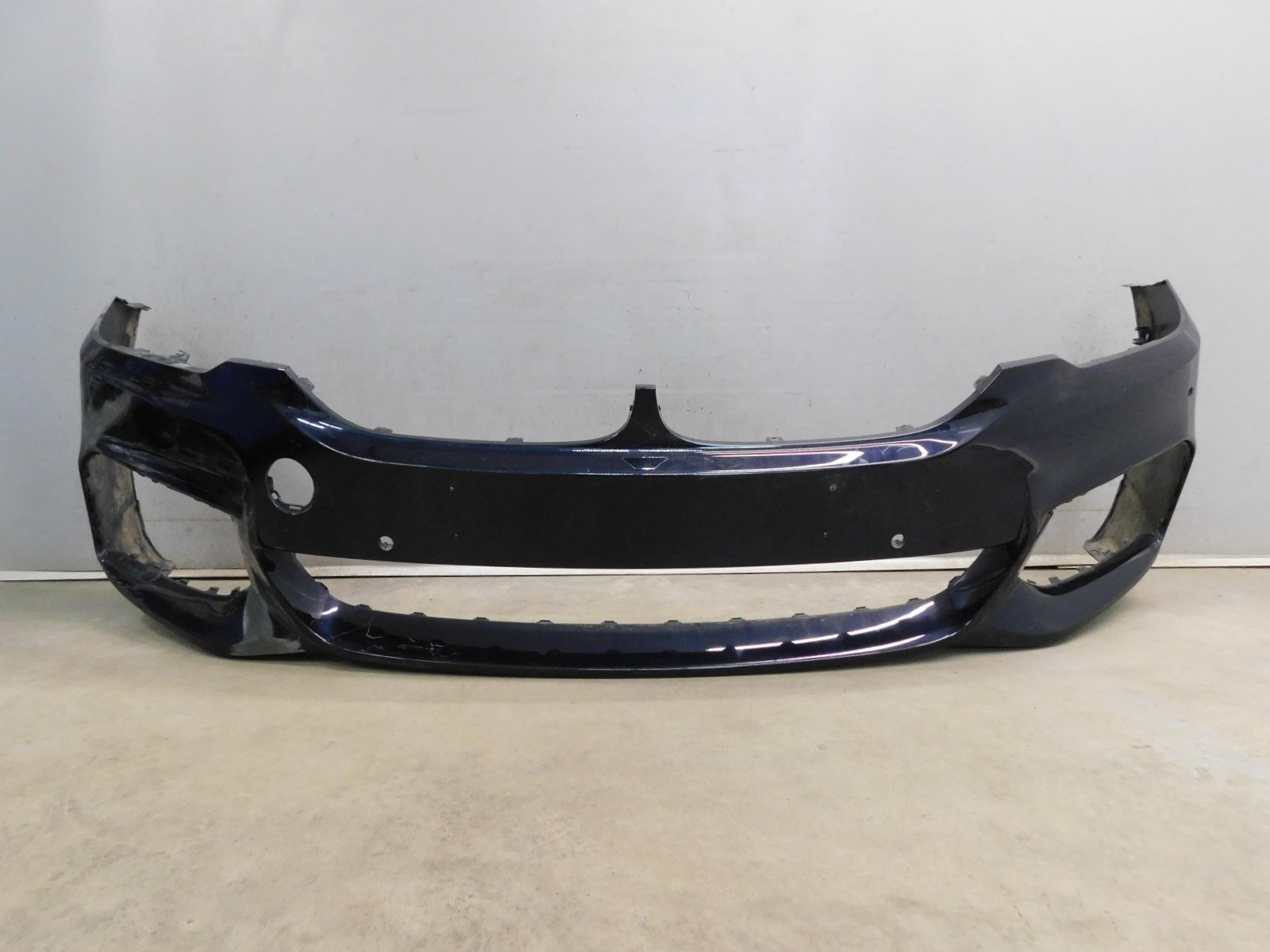 Бампер передний BMW 5-серия G30 2016>