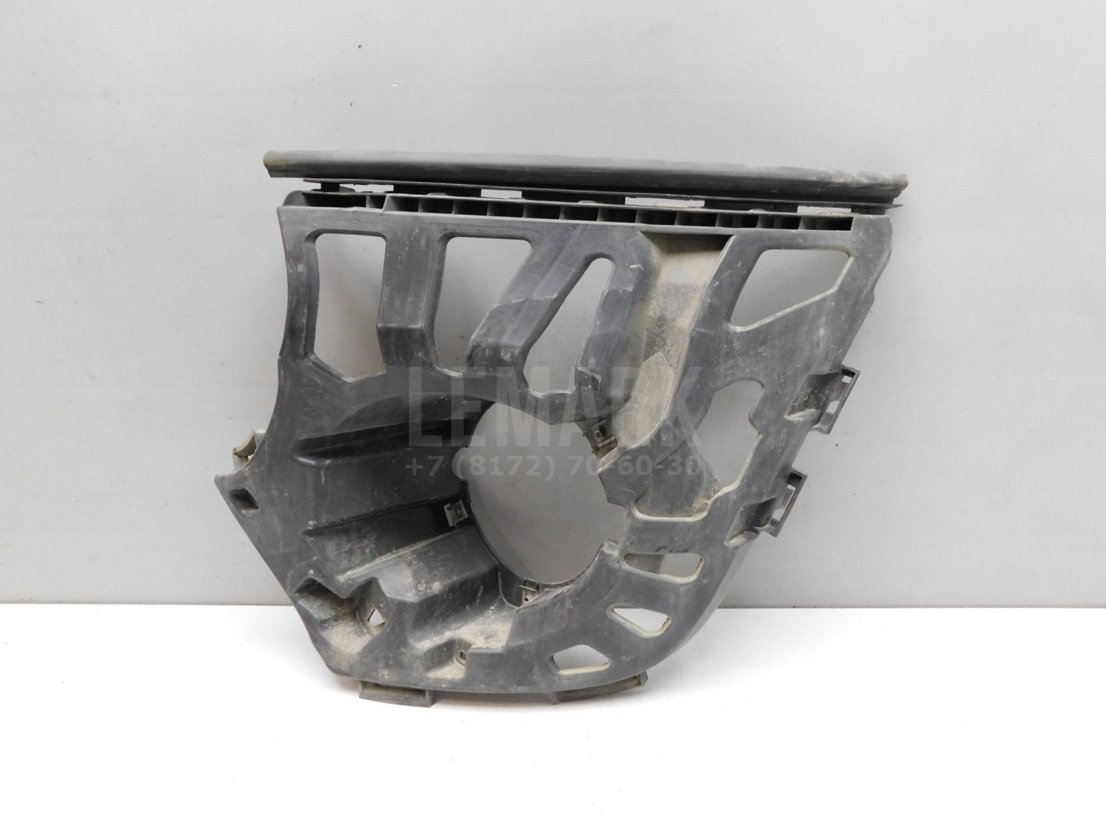 Кронштейн фары противотуманной л Mini F55 2014> 51117302507